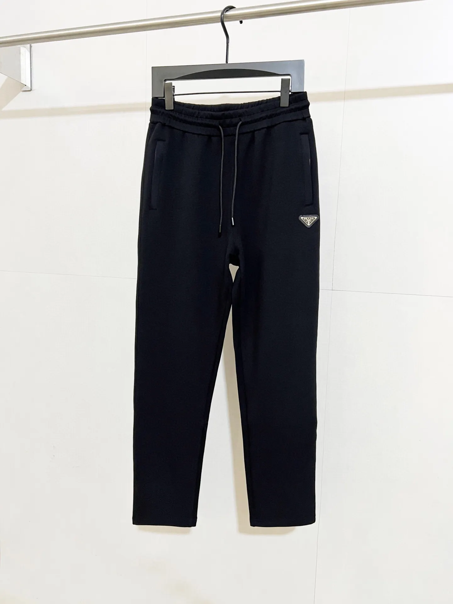 Logo-Appliqué Cotton-Blend Jersey Sweatpants D16516043
