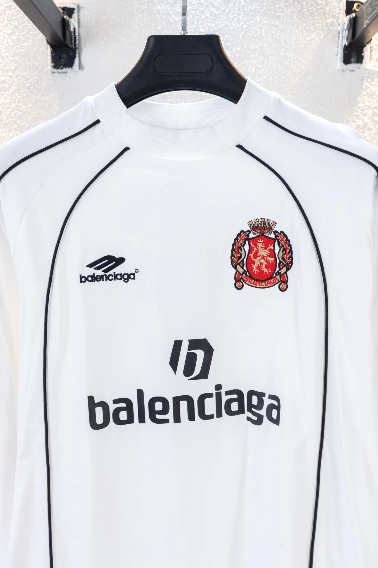Logo-Embroidered Oversized Long-Sleeve Jersey D16512256 — view 3