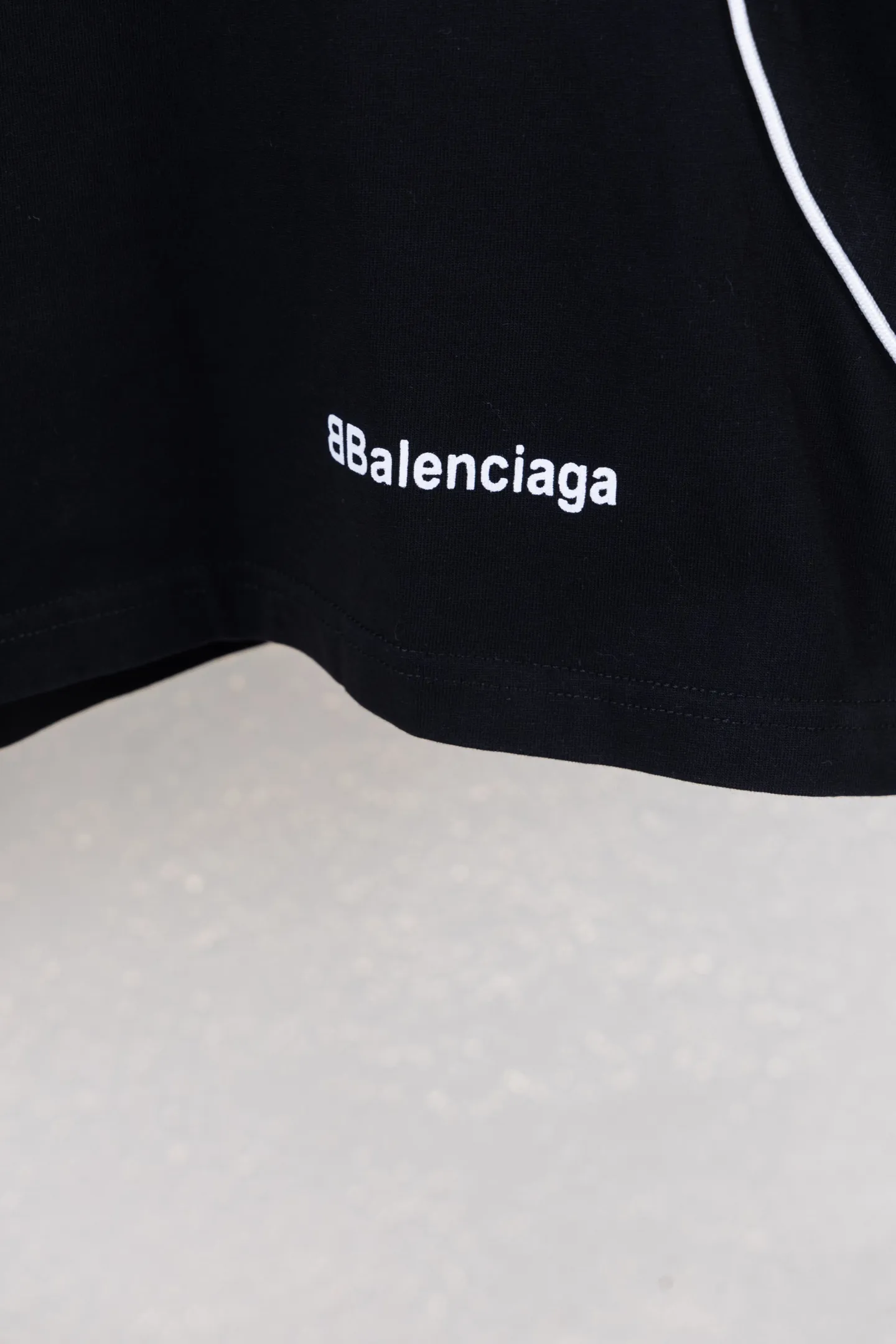 Embroidered Logo Long-Sleeve Jersey D16512257 — view 9