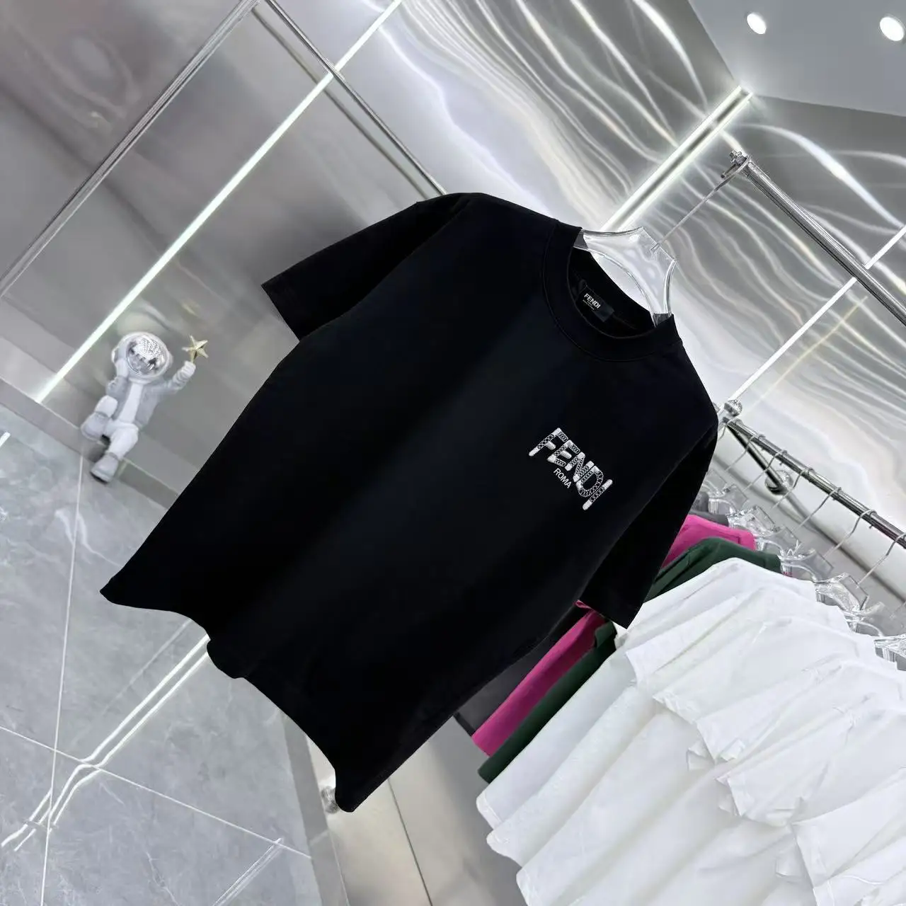 Logo Embroidered Denim Patch T-Shirt D16513903 — view 2