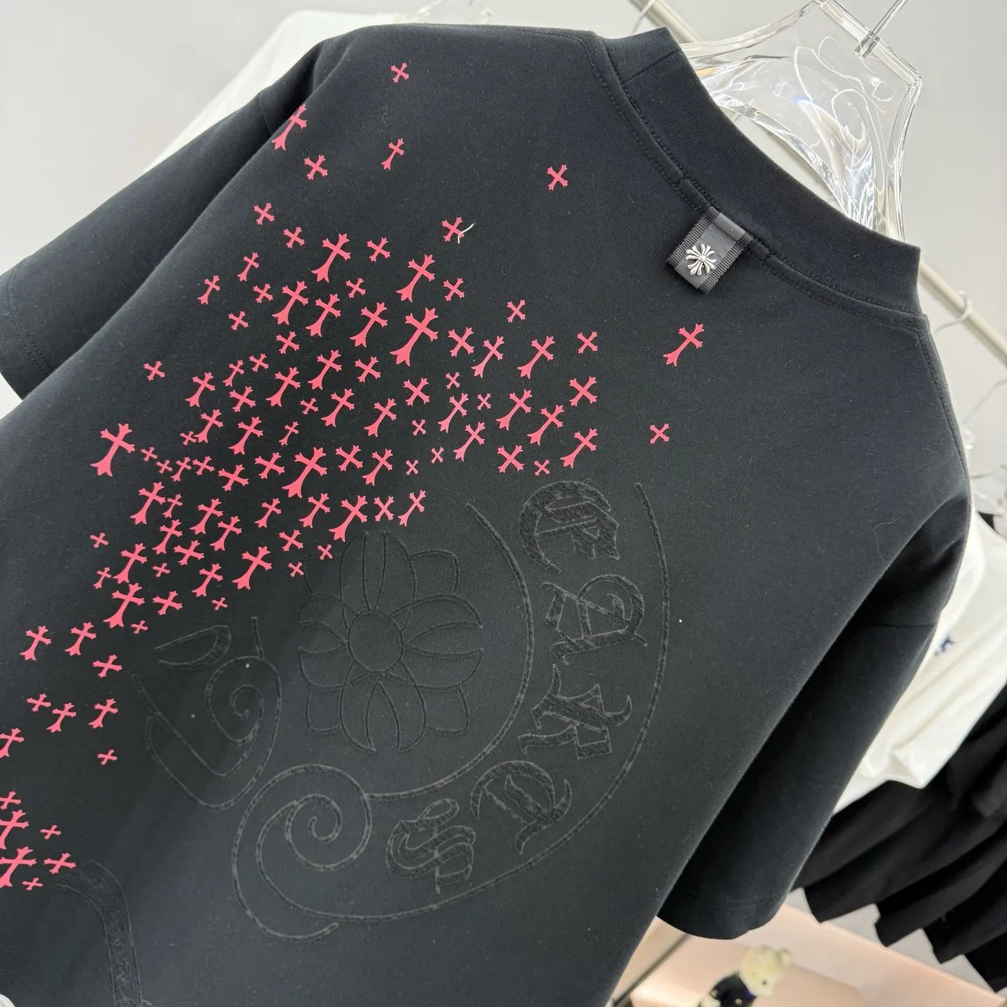 Laser-Cut Logo Crew-Neck T-Shirt D16513850 — view 8