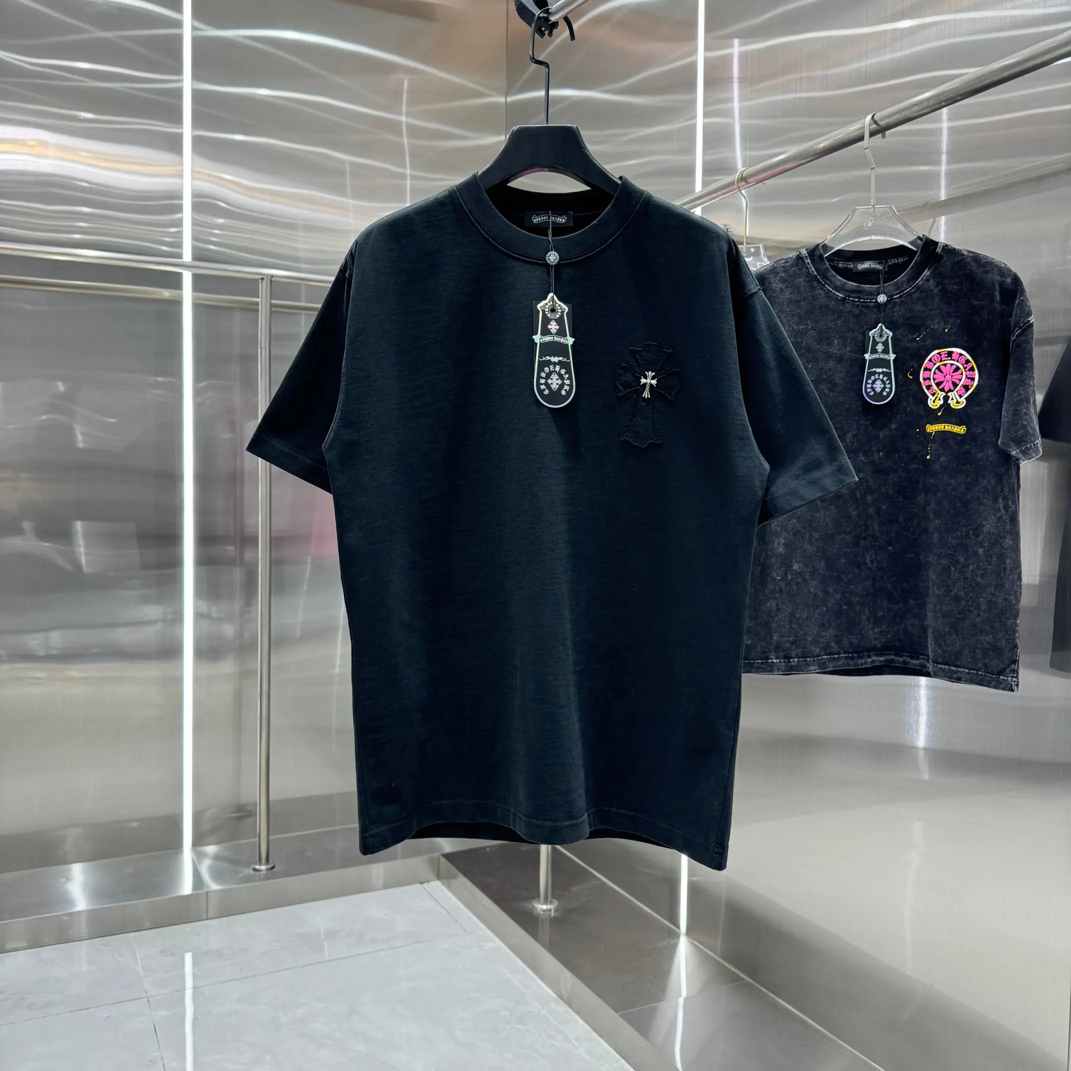 Cross Patch Embroidered Cotton T-Shirt D17013813