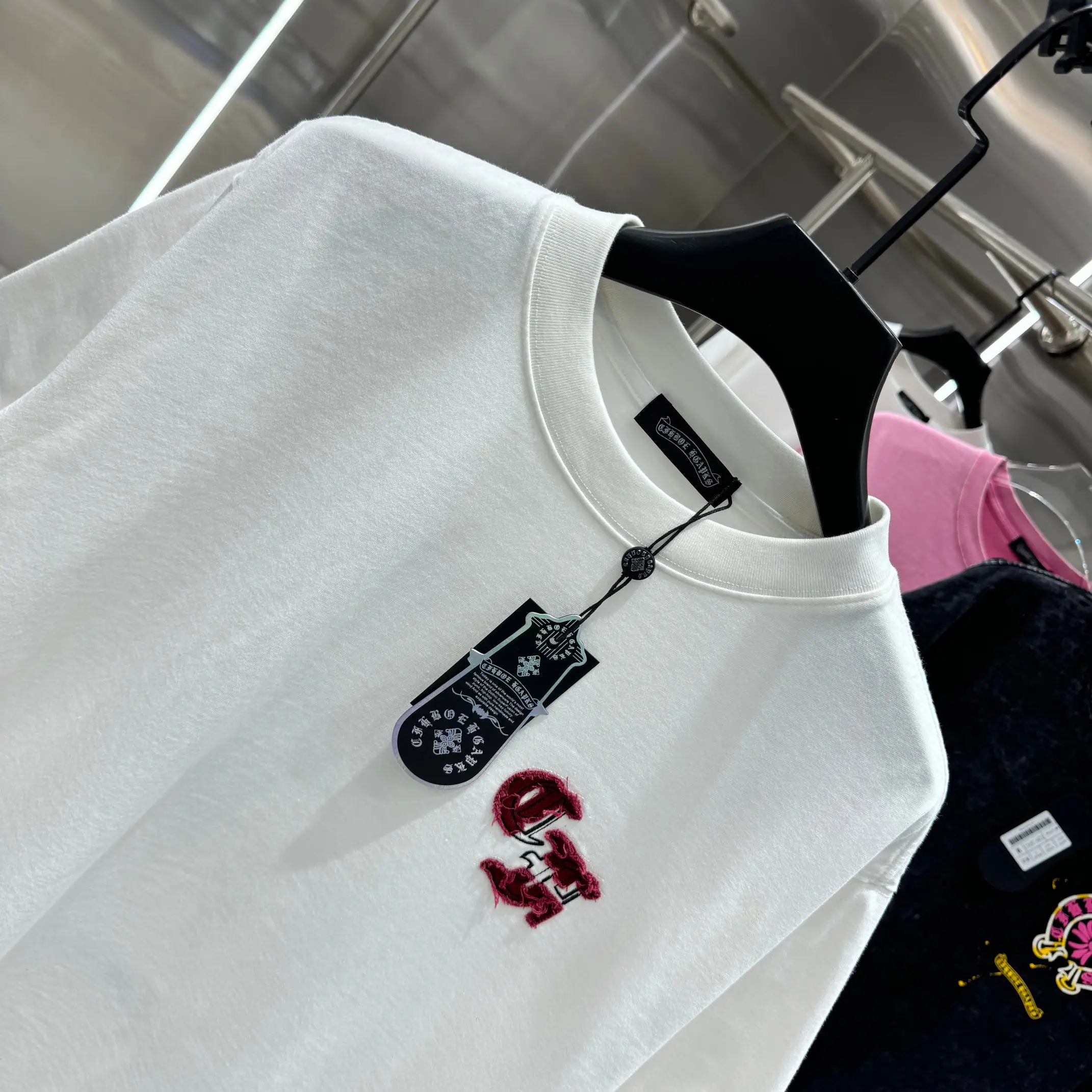 Embroidered Patchwork Cotton T-Shirt D17013824 — view 4