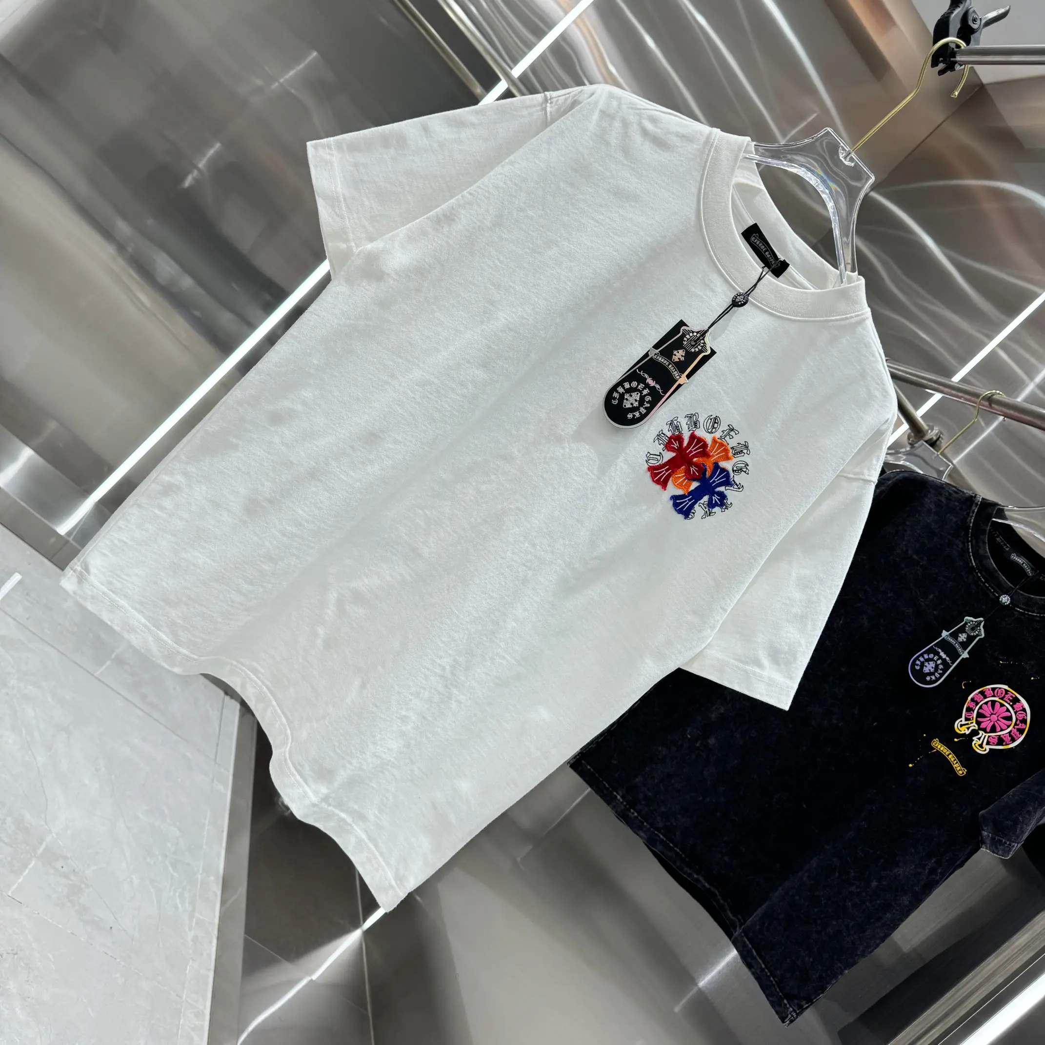 Embroidered Acid-Wash Cotton T-Shirt D17013816 — view 3