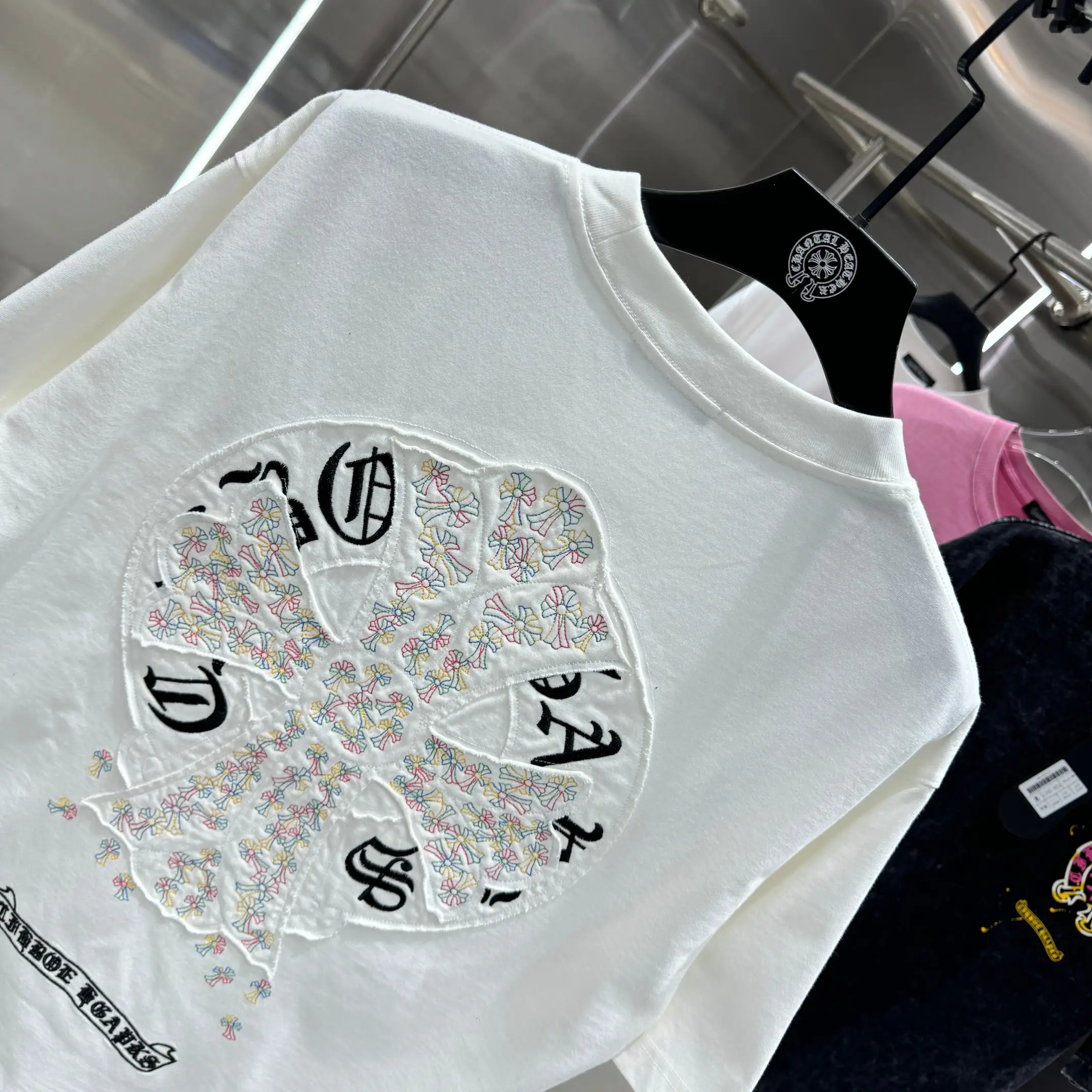 Embroidered Cross Patch Cotton T-Shirt D17013826 — view 5