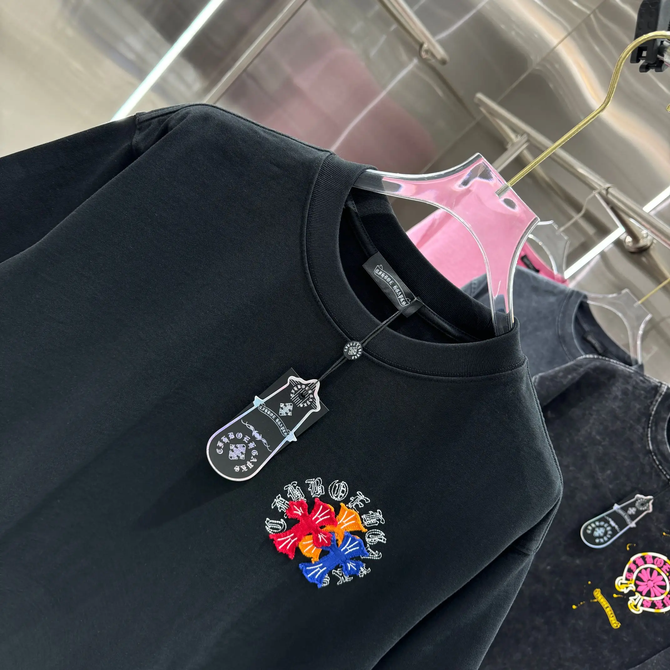 Embroidered Patchwork Cotton T-Shirt D17013817 — view 4
