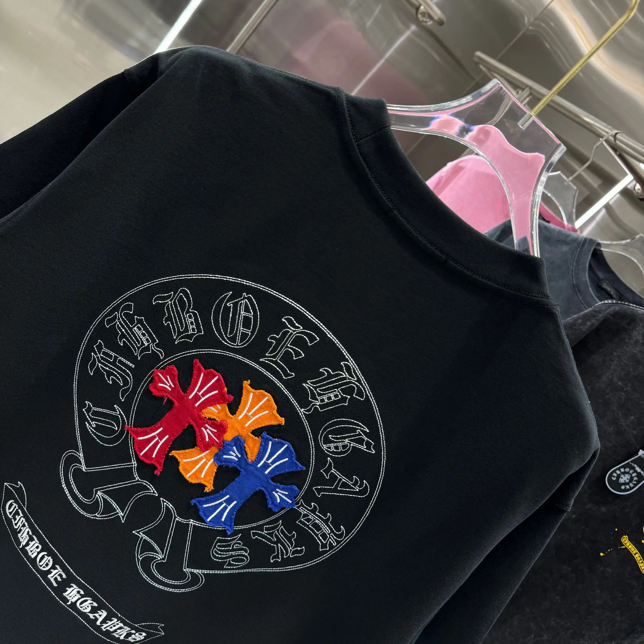 Embroidered Patchwork Cotton T-Shirt D17013817 — view 5