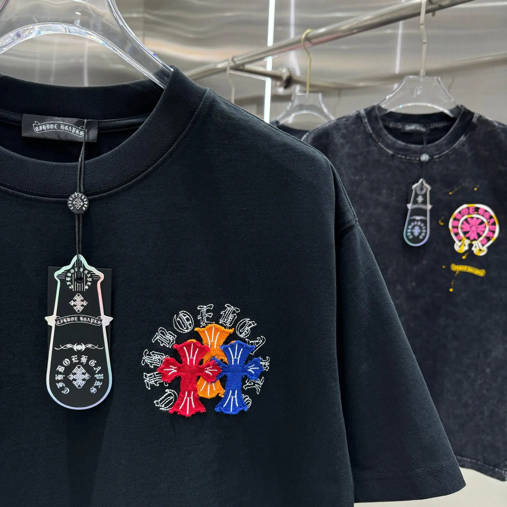 Embroidered Patchwork Cotton T-Shirt D17013817 — view 7