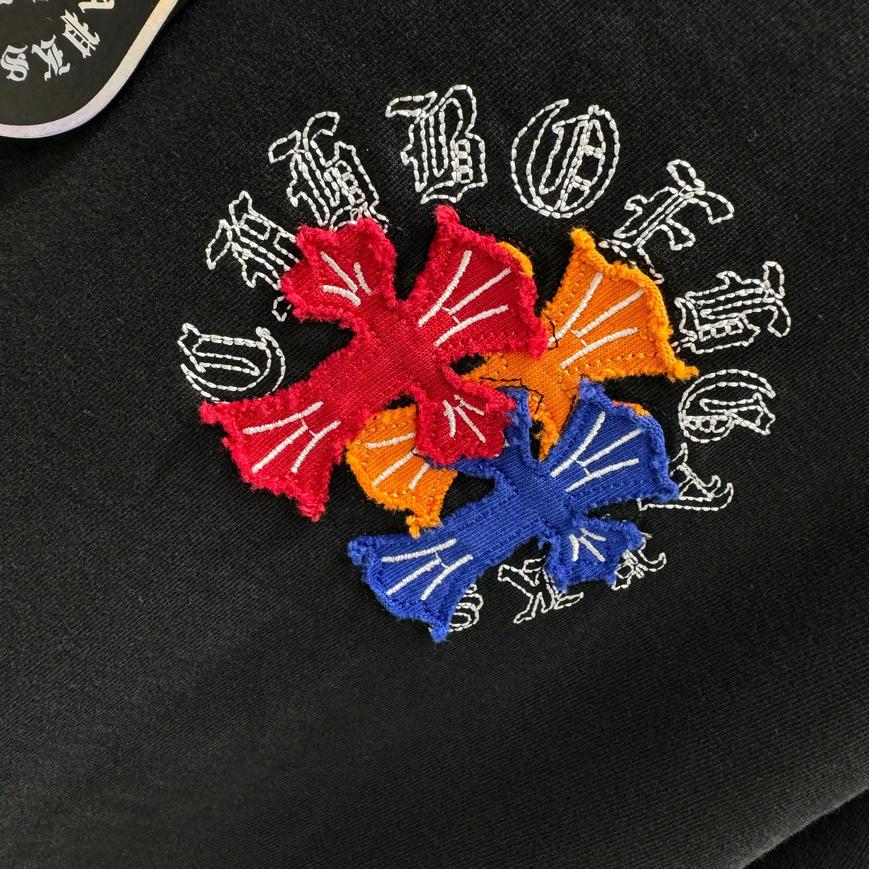 Embroidered Patchwork Cotton T-Shirt D17013817 — view 8