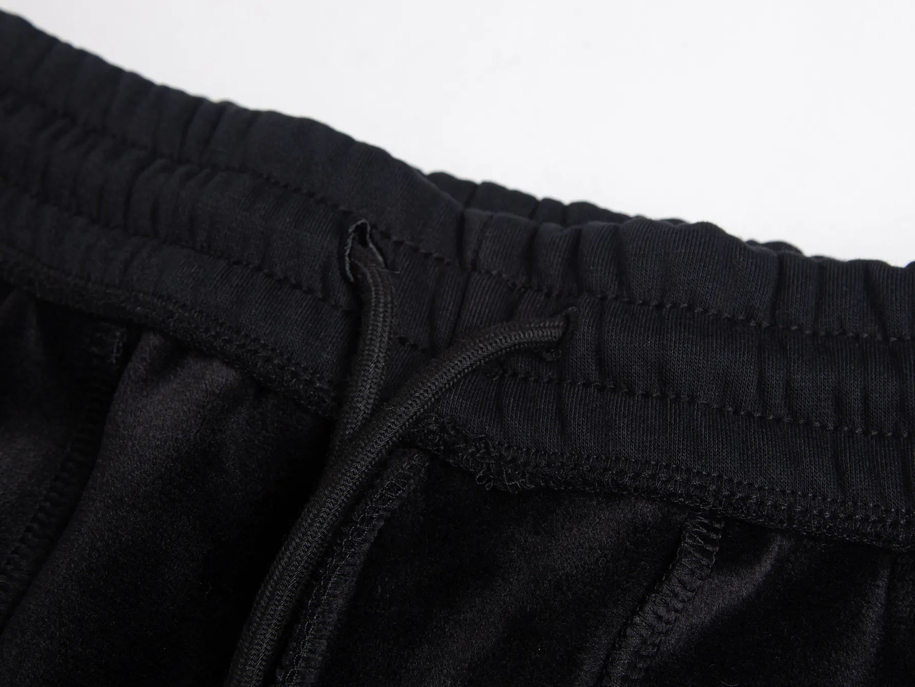 Interlocking G Embroidered Fleece-Back Sweatpants D17016024 — view 5