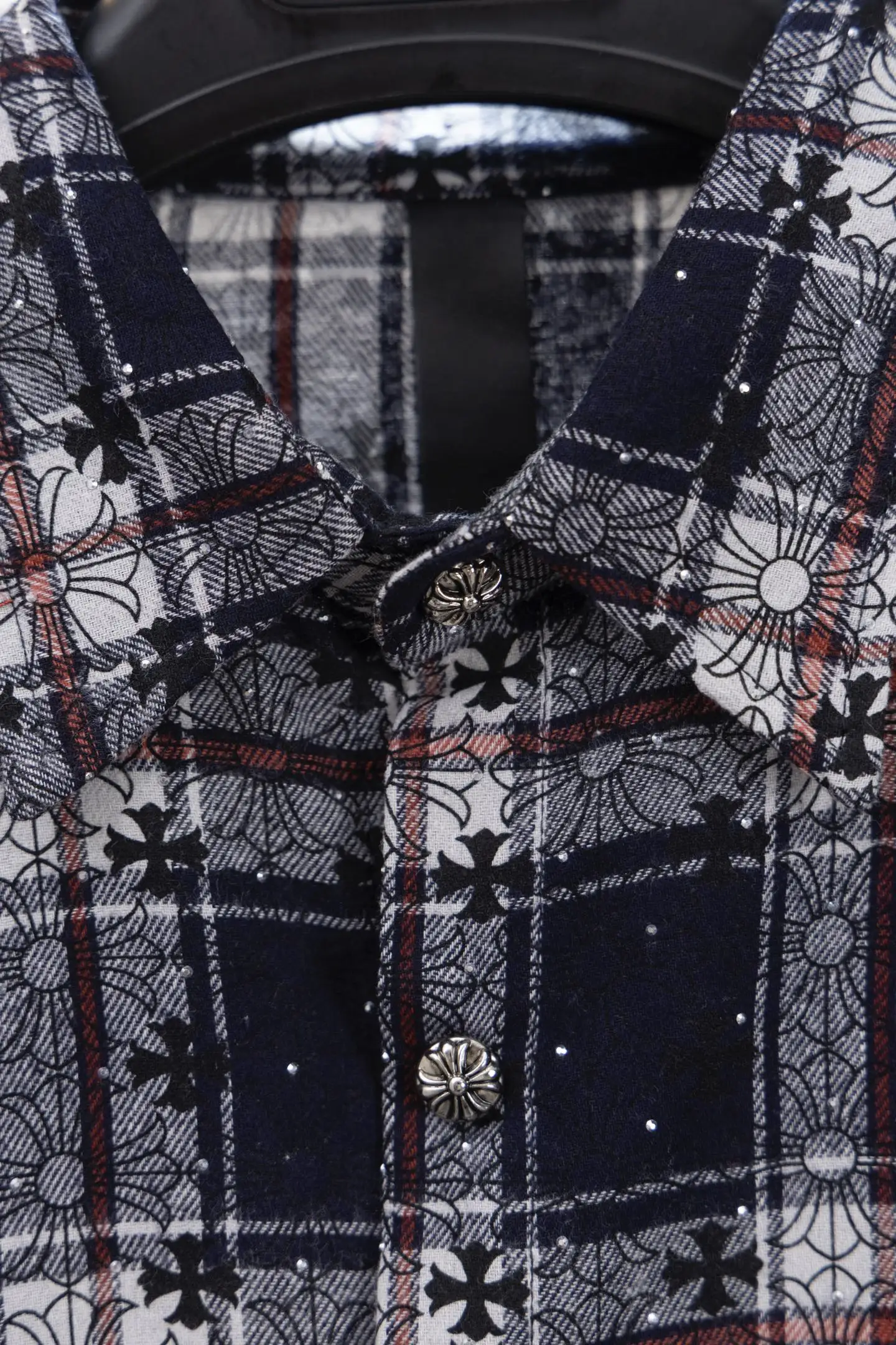 Leather Cross Patch Plaid Flannel Shirt D17012243 — view 4