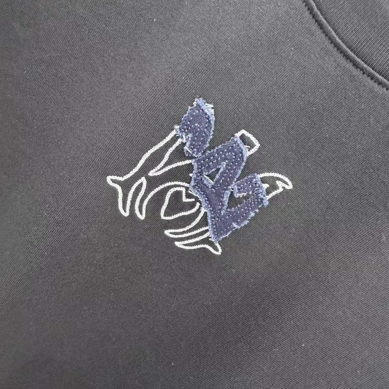 Logo Embroidered Cotton T-Shirt D17013905 — view 6