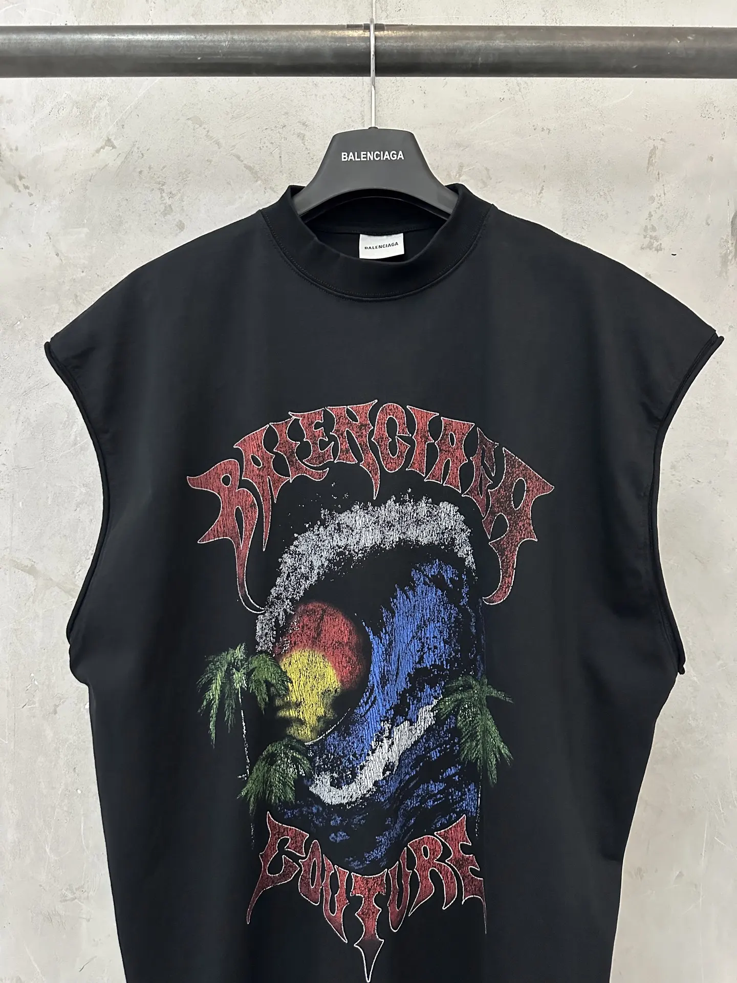 Balenciaga Couture Wave Print Sleeveless T-Shirt D17011543 — view 3