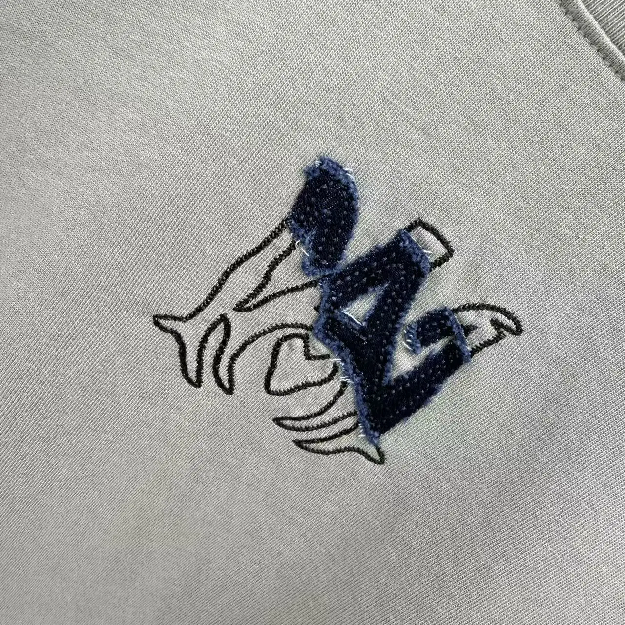 Embroidered Logo Cotton T-Shirt D17013906 — view 6