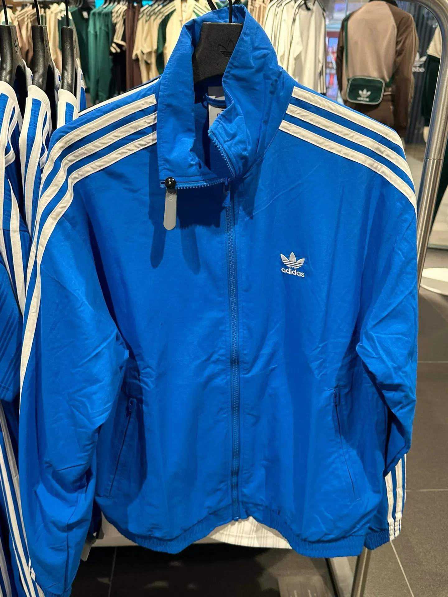 Adicolor Classics 3-Stripes Track Jacket D17514000 — view 4