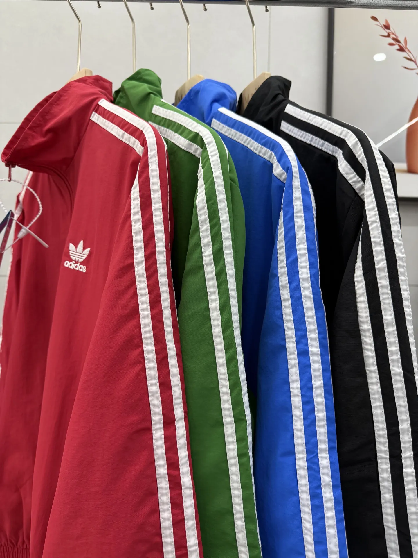 Adicolor Classics 3-Stripes Track Jacket D17514000 — view 14