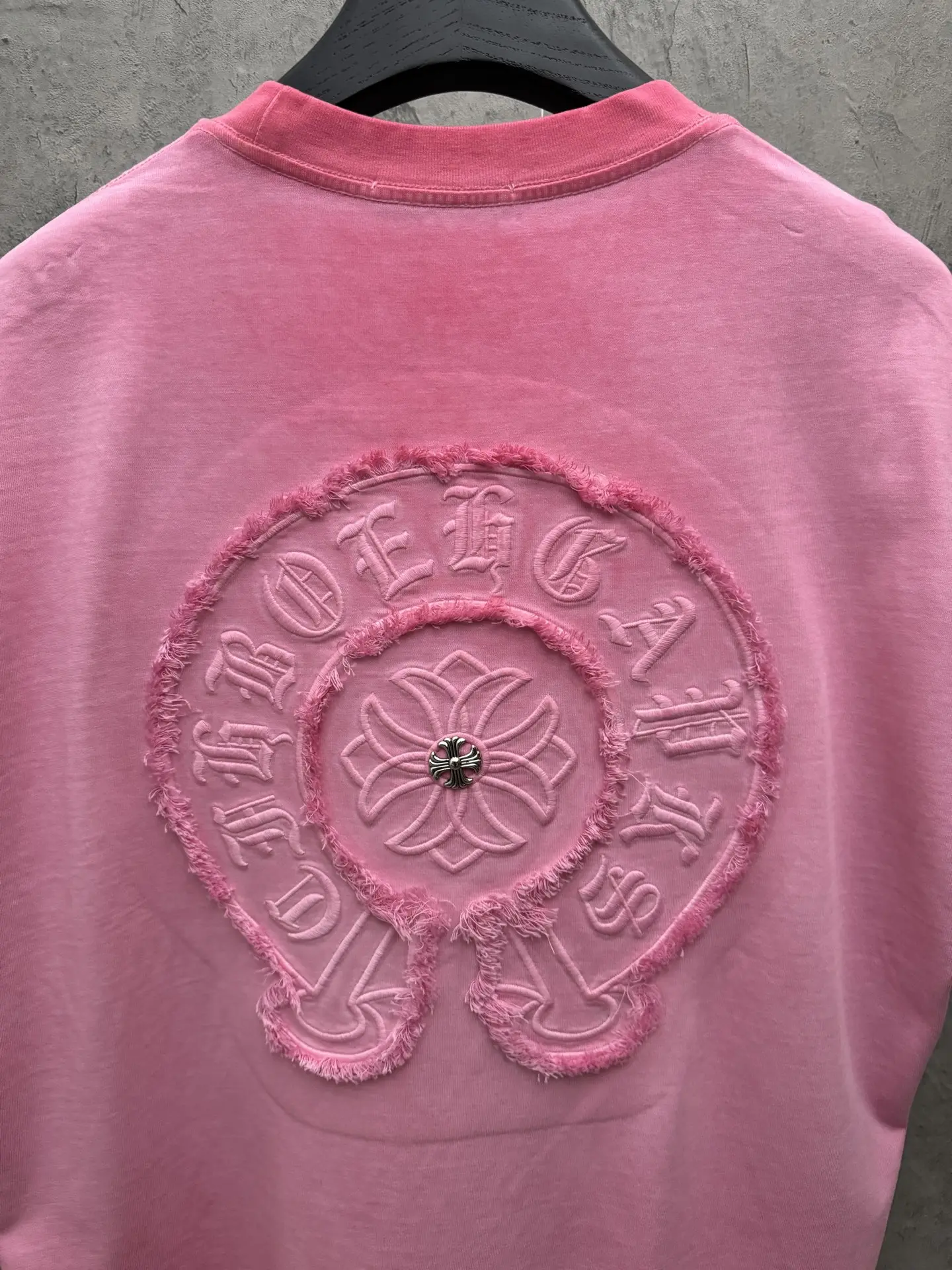 Embroidered Washed Cotton T-Shirt D17513964 — view 7