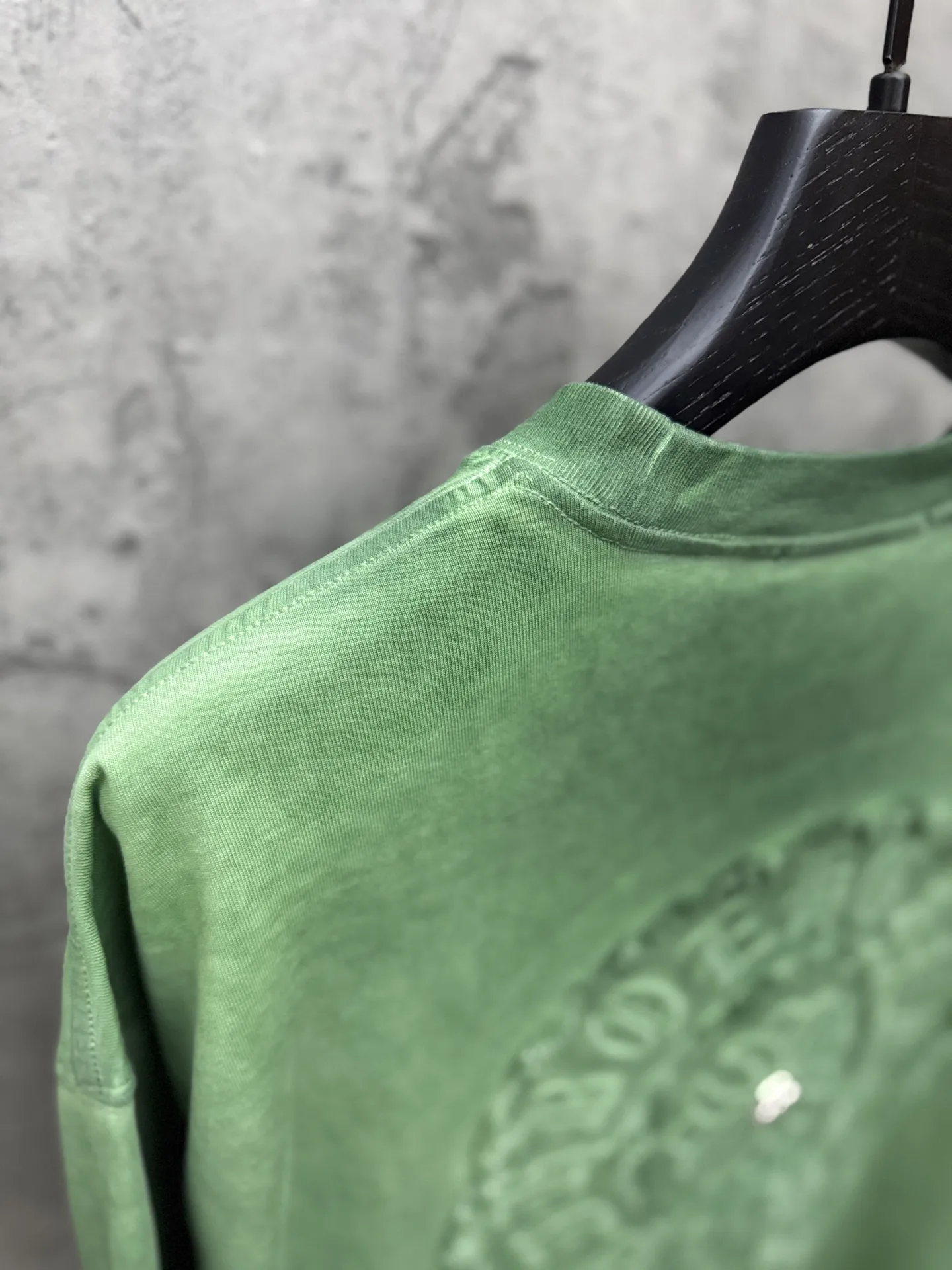 Embroidered Washed Cotton T-Shirt D17513963 — view 9