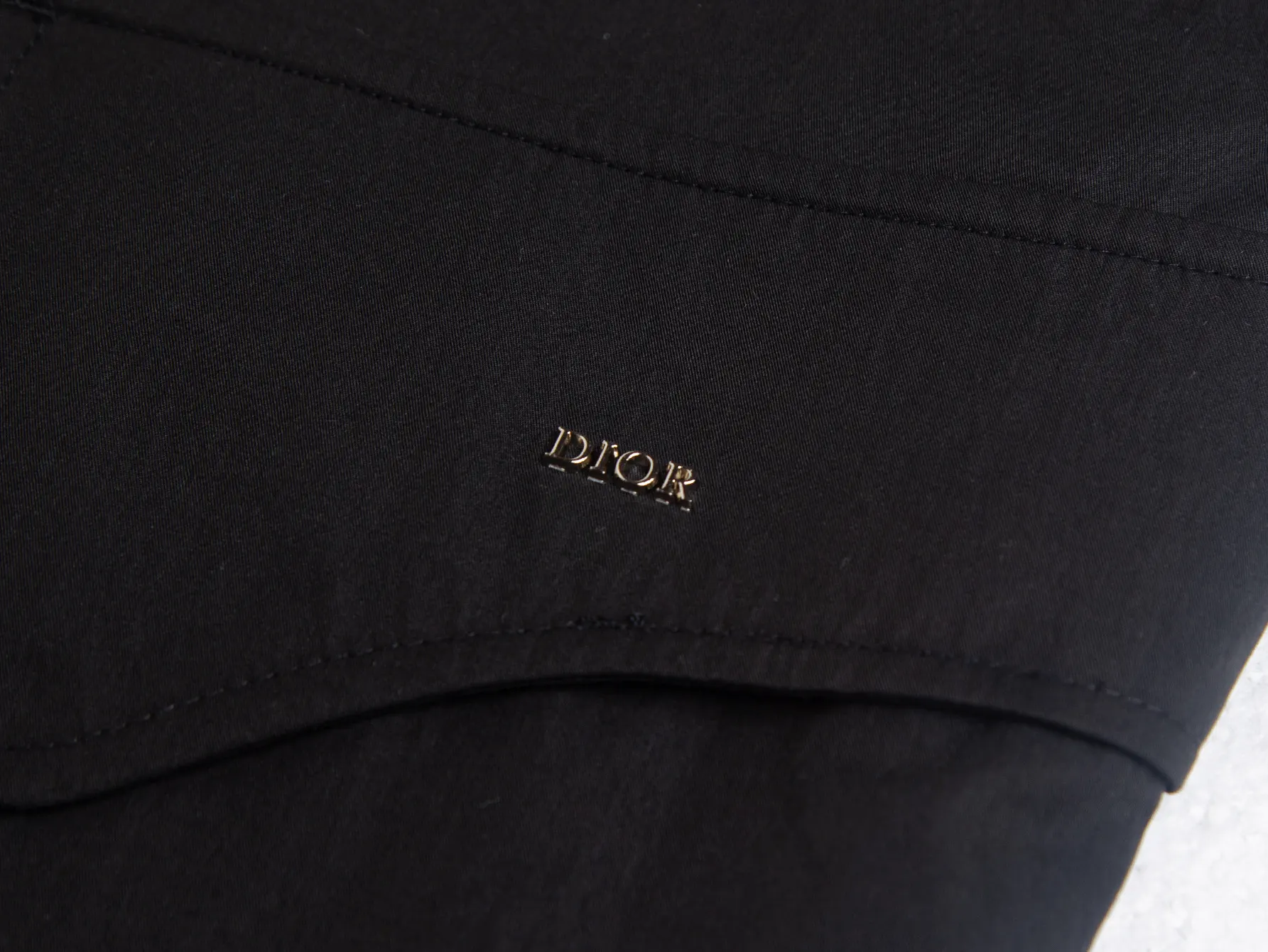 Logo-Embellished Cotton Cargo Shorts D17515882 — view 3