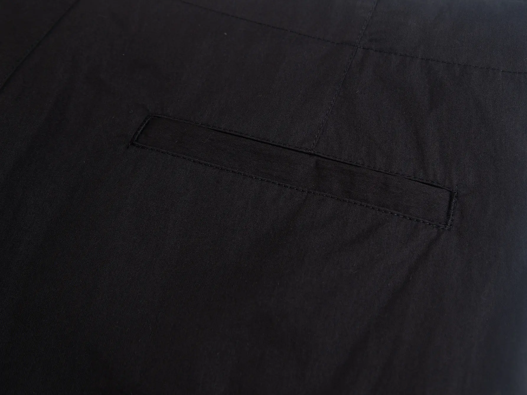 Logo-Embellished Cotton Cargo Shorts D17515882 — view 9