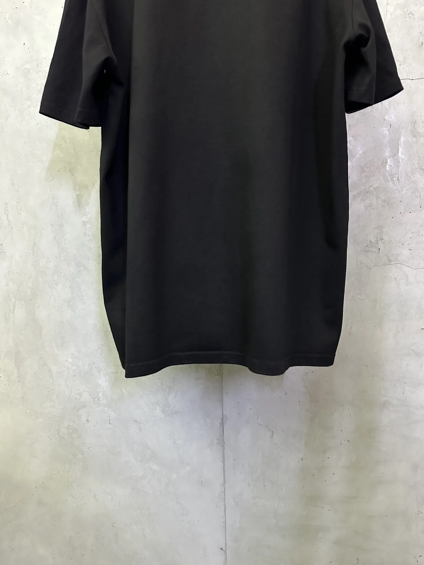 Cursive Logo Flocked Cotton T-Shirt D17511562 — view 6