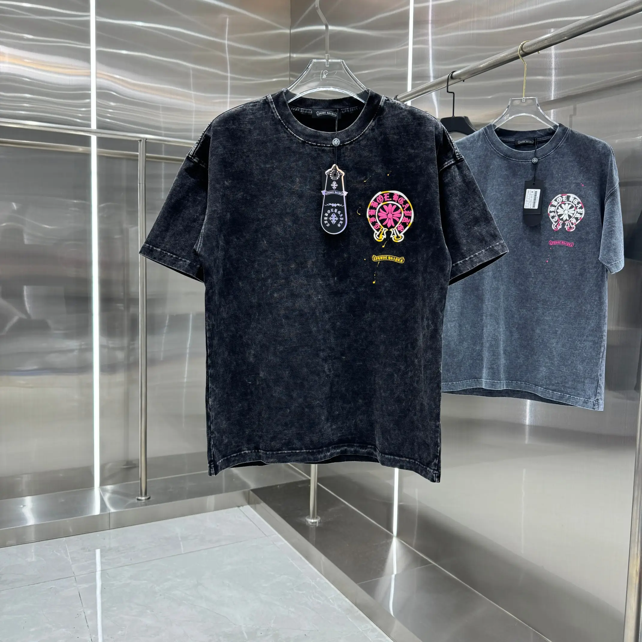 Acid-Wash Puff Print Logo T-Shirt D18013818