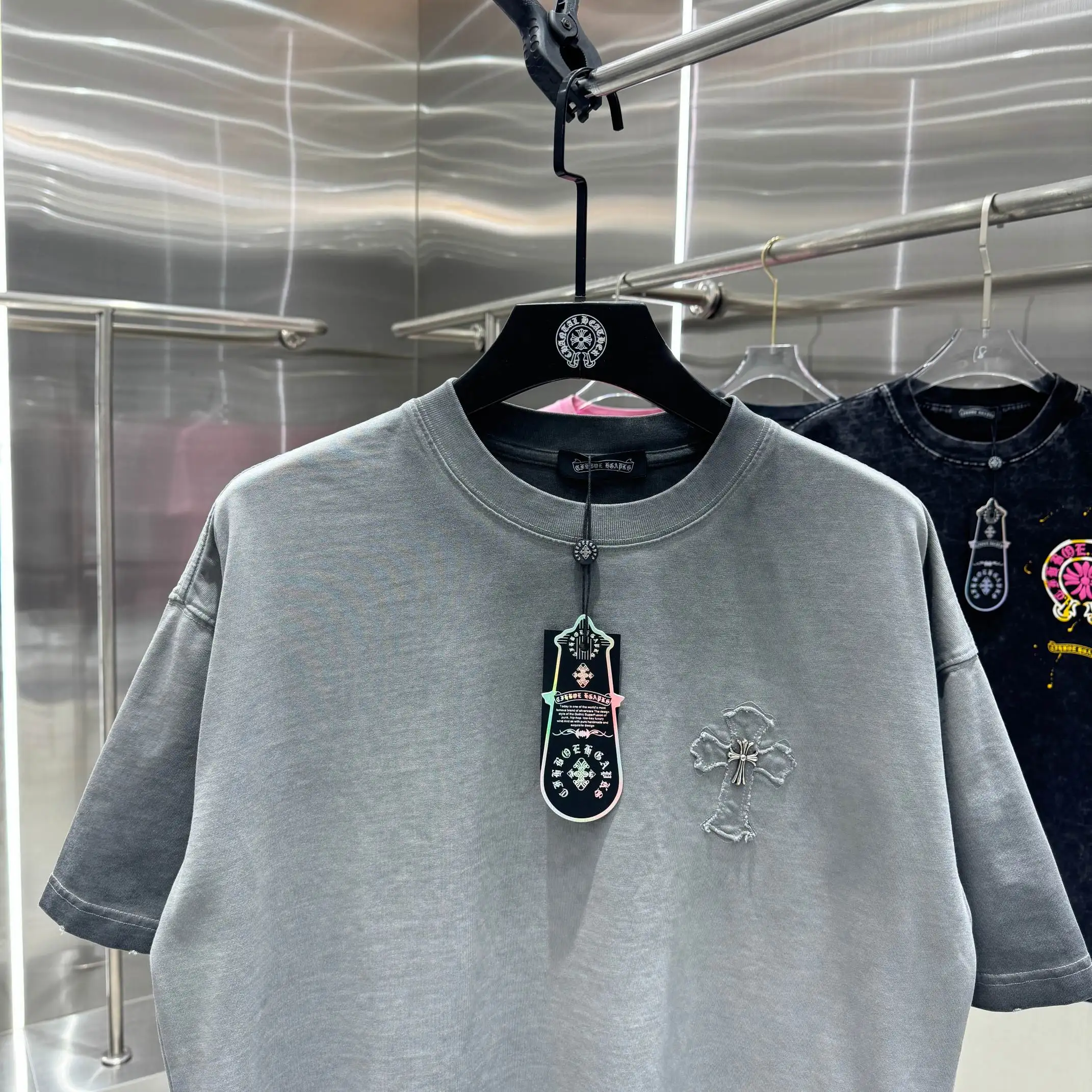 Embroidered Acid-Wash Cotton T-Shirt D18013832 — view 6