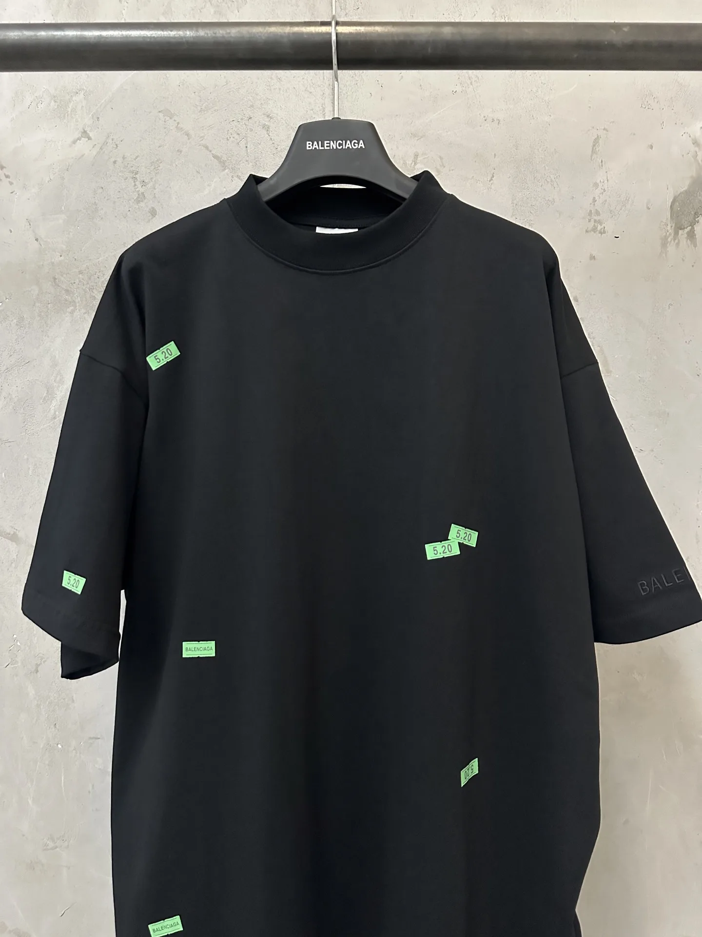 520 Limited Edition Oversized T-Shirt D18011345 — view 3