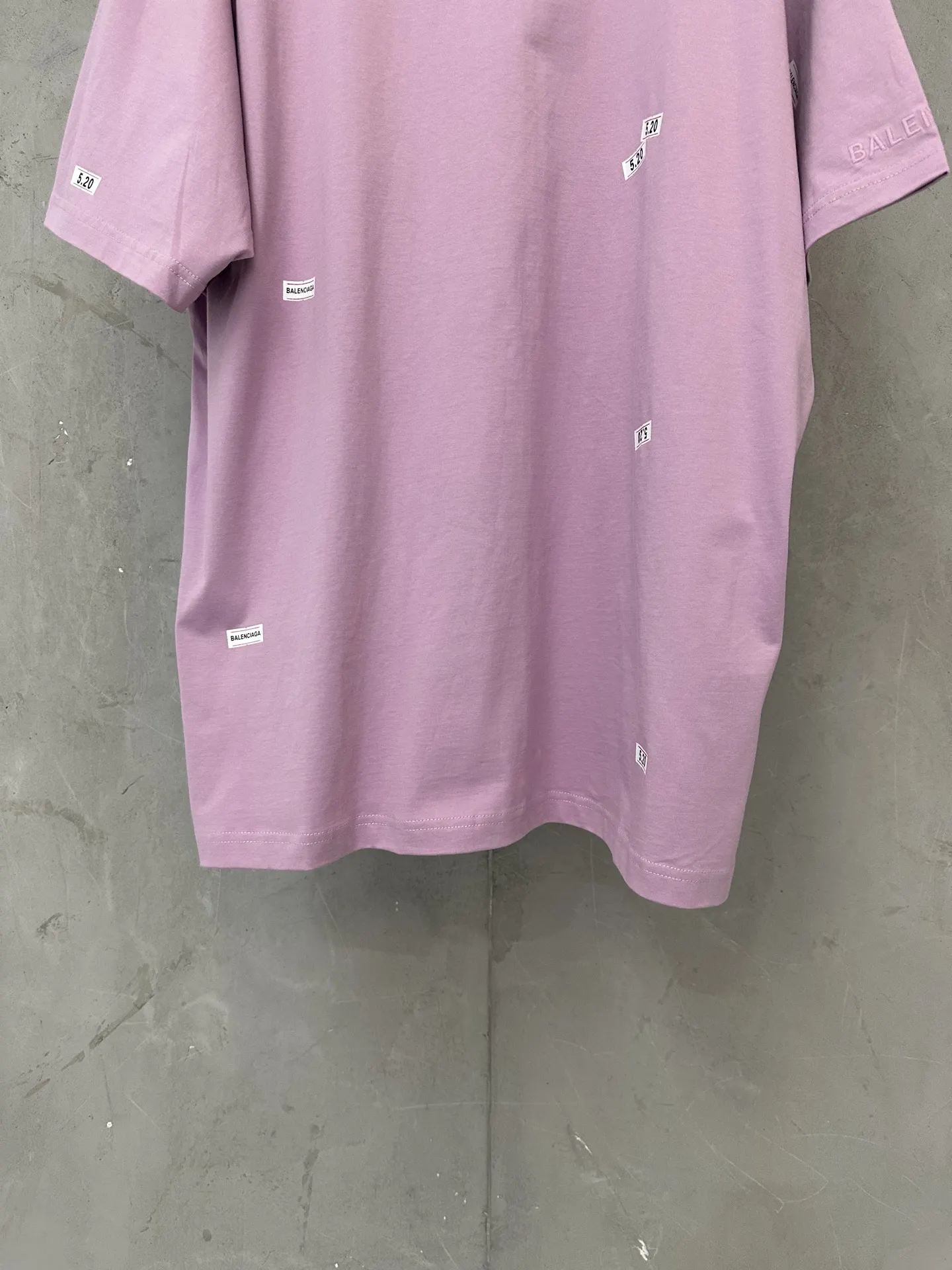 520 Limited Edition Oversized T-Shirt D18011346 — view 3