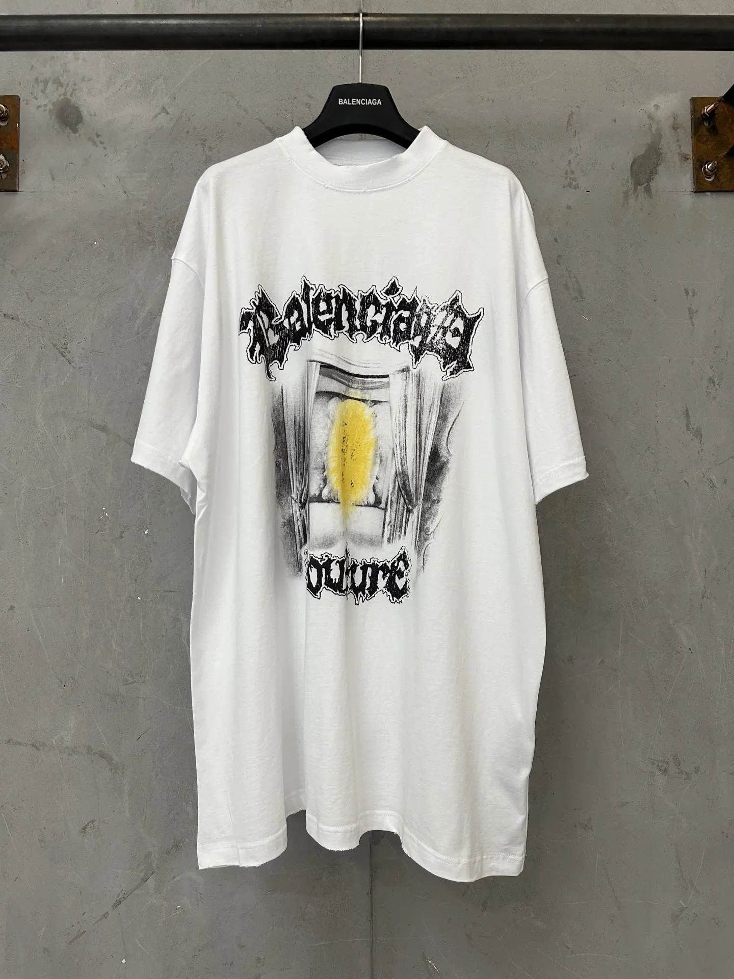 Balenciaga Couture Graphic Print T-Shirt D18011551