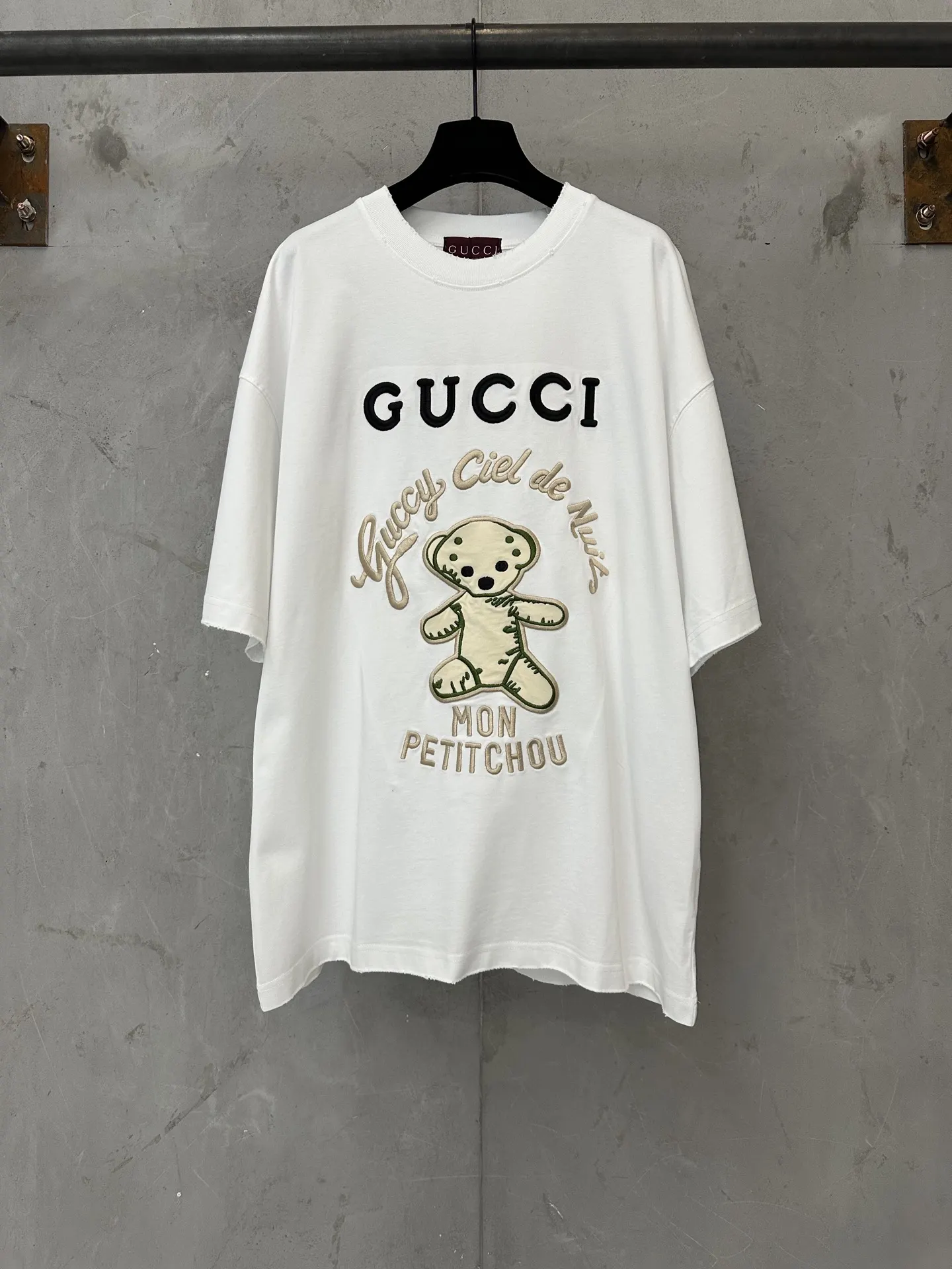 Teddy Bear Embroidered Cotton T-Shirt D18011547