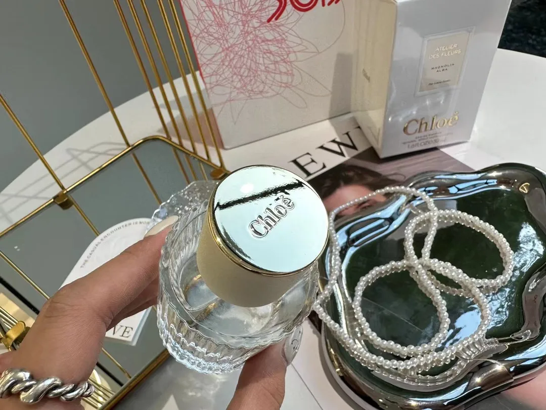 180香水 🍃Chloe 木兰诗语 ｜The brearh of spring50ml MAGNOLIA ALBA 如雨后青草 干净而有意境 随着薄雾散去 打在 D18018214 — view 9