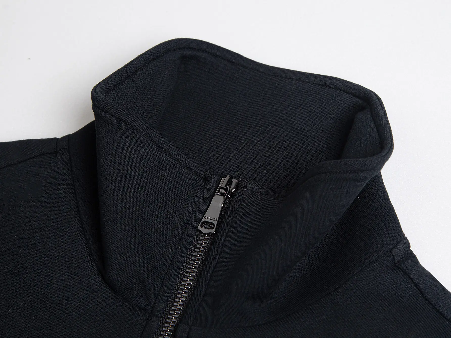 Logo-Embroidered Half-Zip Cotton Sweatshirt D18516079 — view 4