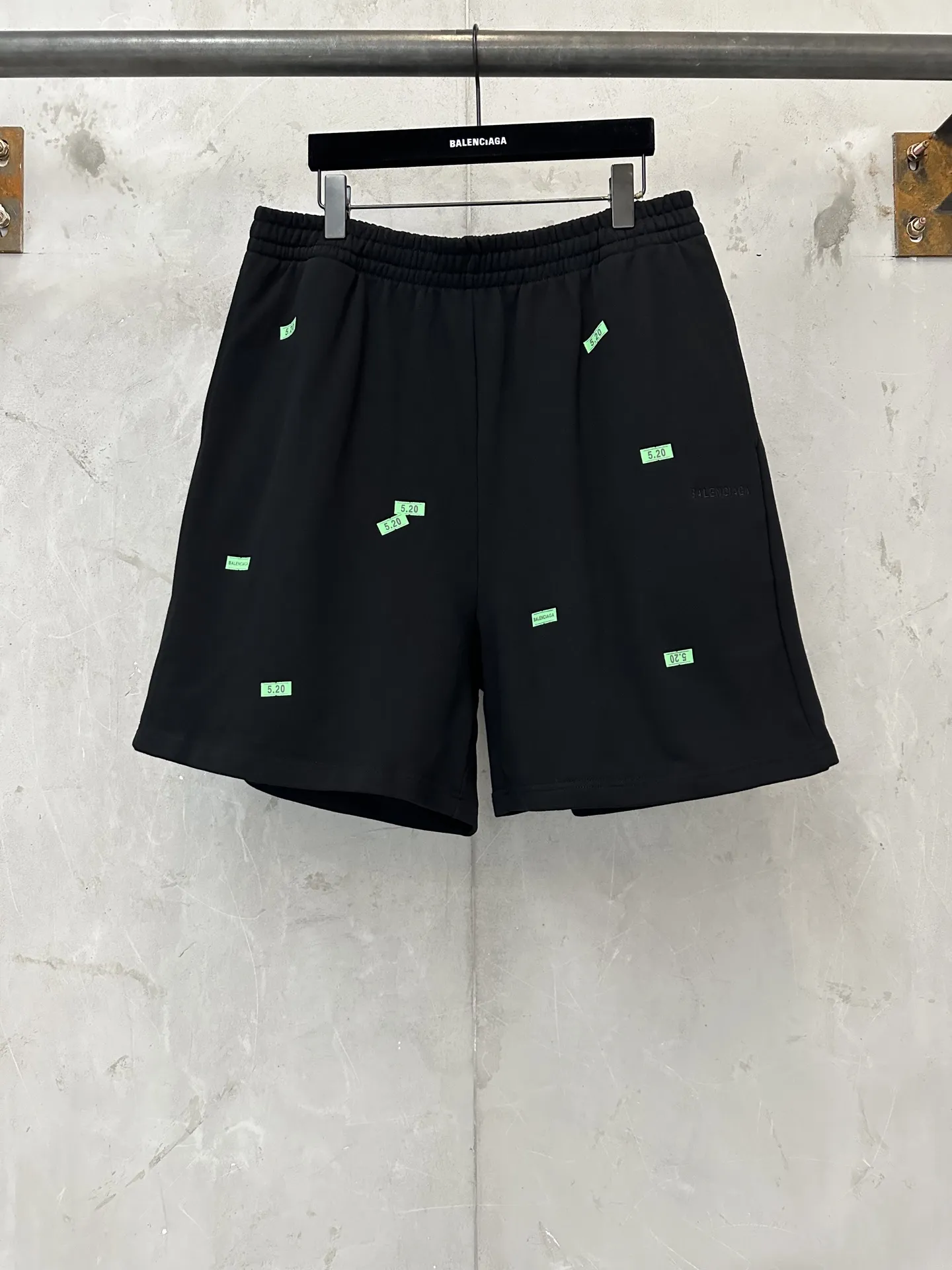 Logo-Patch Cotton-Jersey Sweat Shorts D19011361