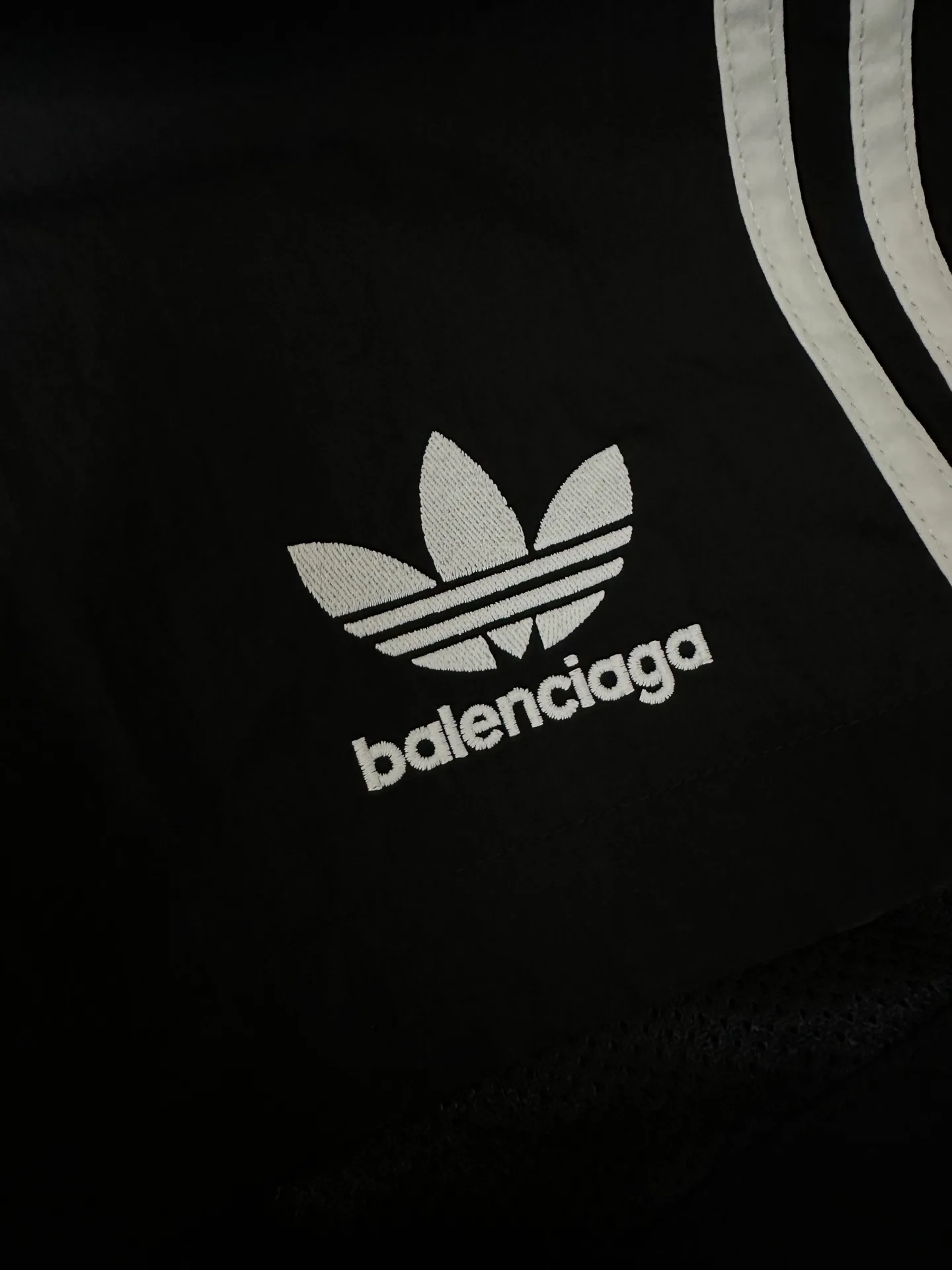 Balenciaga x Adidas Striped Shell Shorts D19011544 — view 7