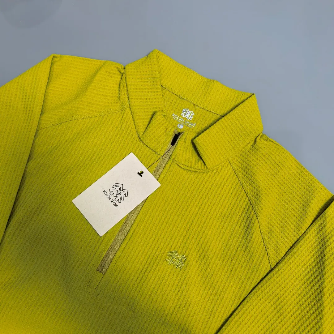 Kolon Sport Waffle-Knit Half-Zip Sweatshirt D19018980 — view 3