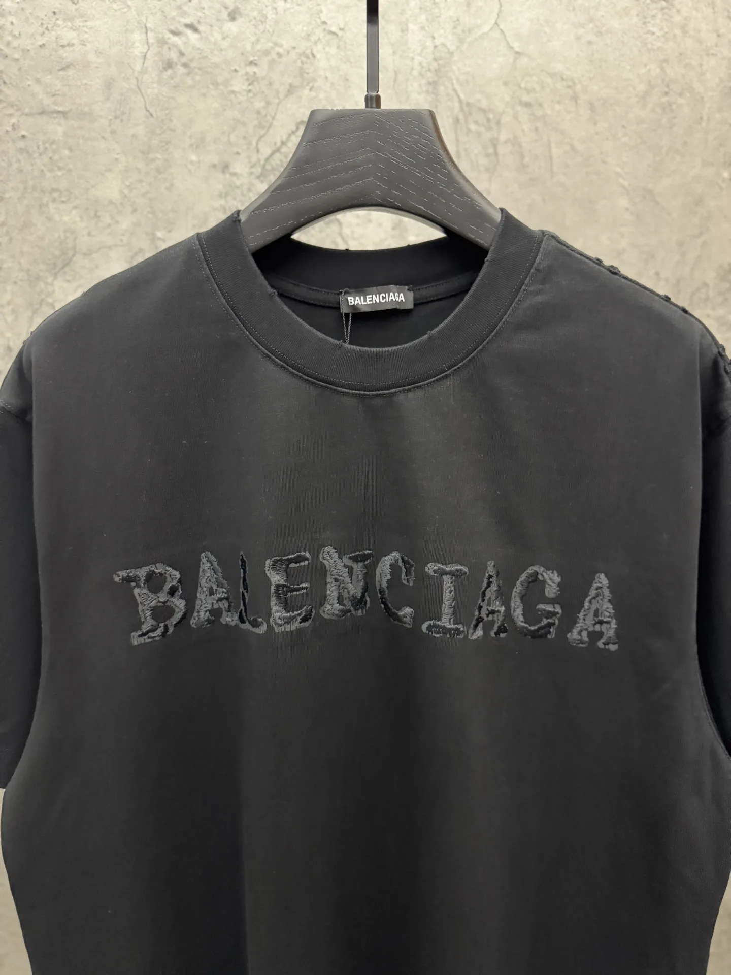 Embroidered Logo Fringe Cotton T-Shirt D19013867 — view 5