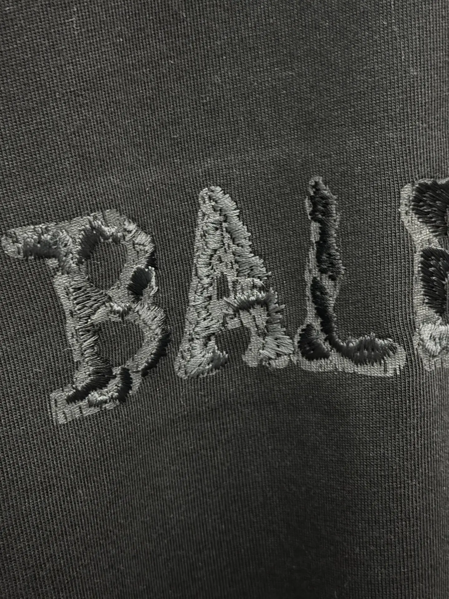 Embroidered Logo Fringe Cotton T-Shirt D19013867 — view 6
