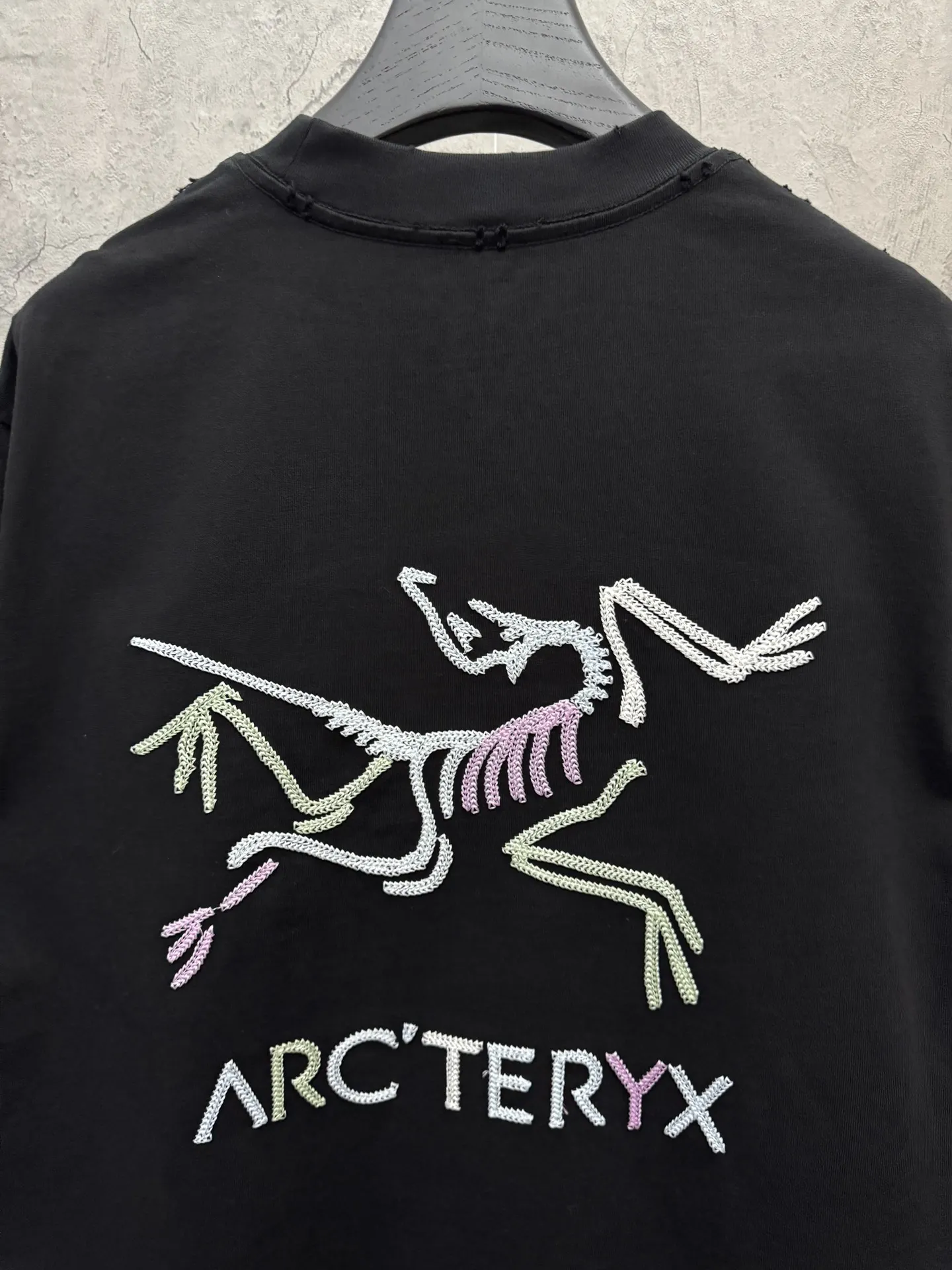 Embroidered Logo UV-Reactive Cotton T-Shirt D19013869 — view 7