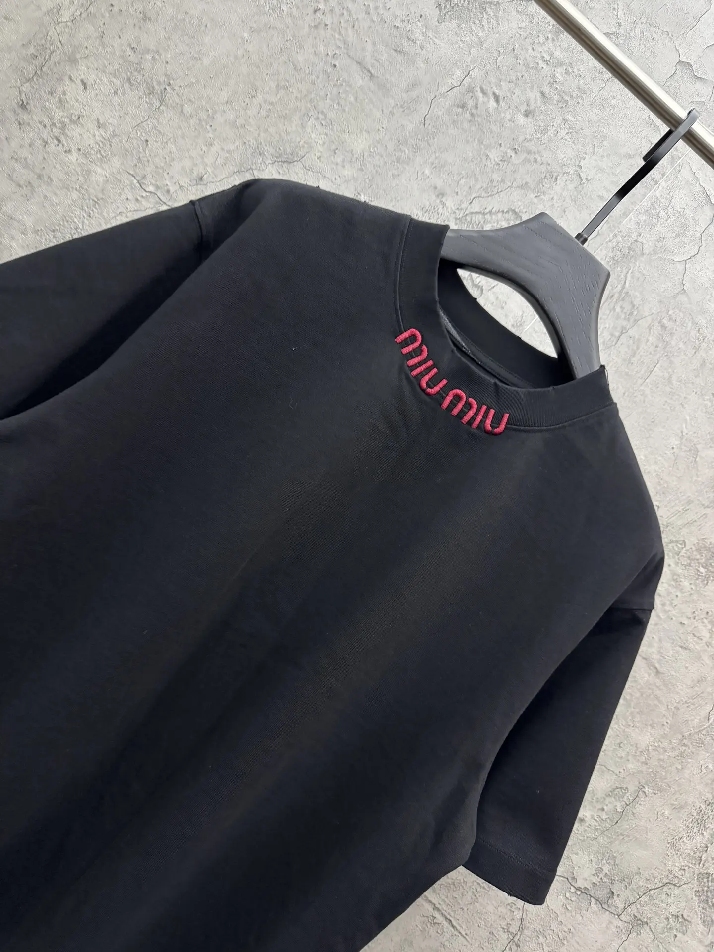 Logo Embroidered Cotton Jersey T-Shirt D19013872 — view 3