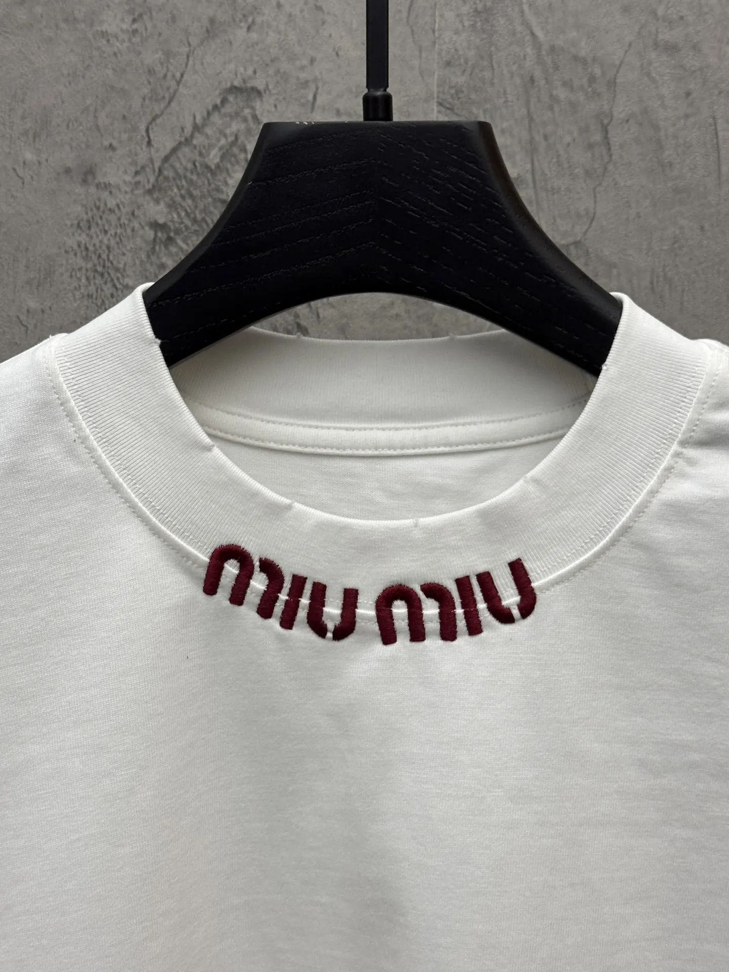 Logo Embroidered Cotton Jersey T-Shirt D19013871 — view 6