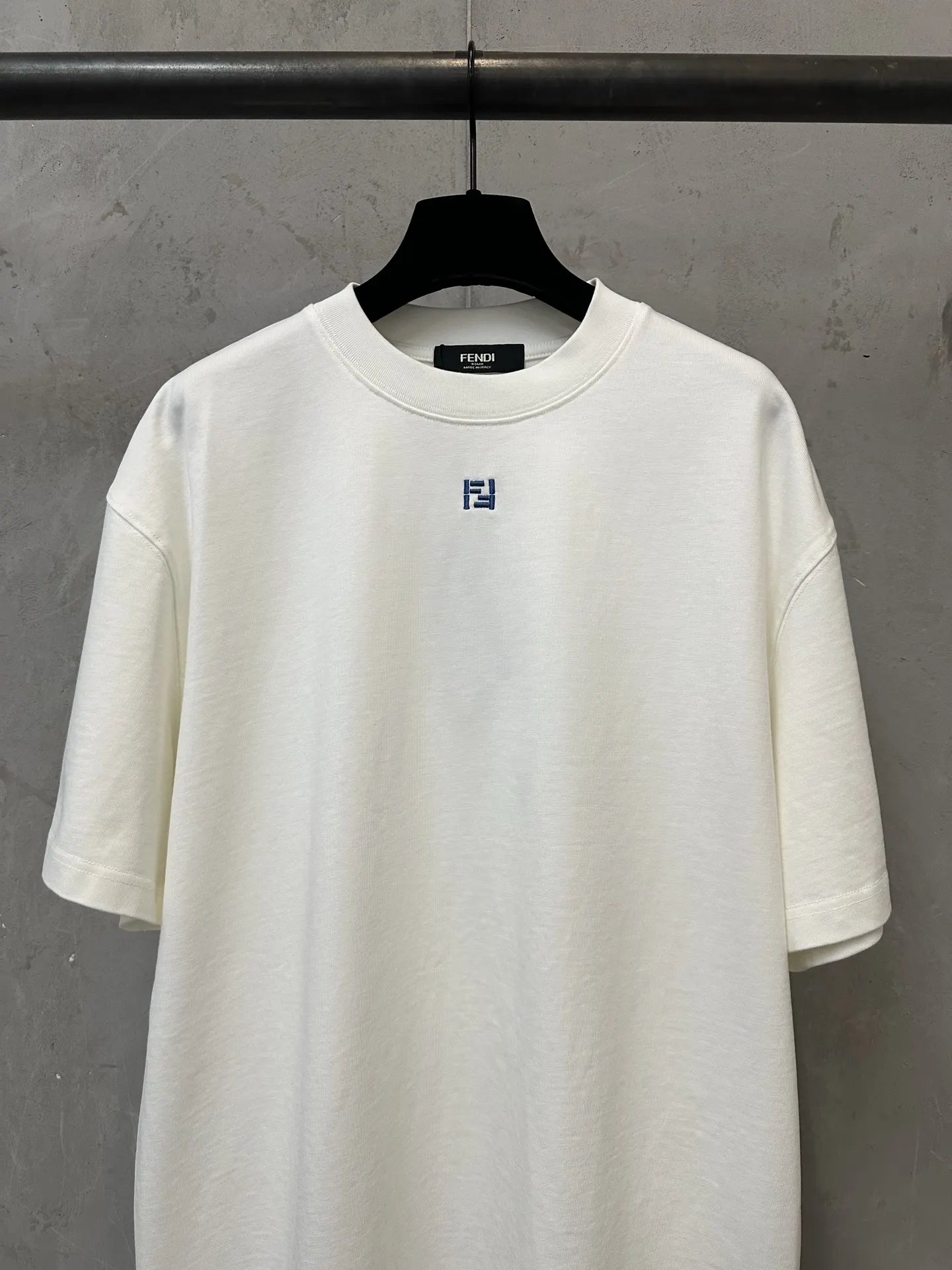 FF Logo Embroidered Heavyweight Cotton T-Shirt D19011167 — view 3