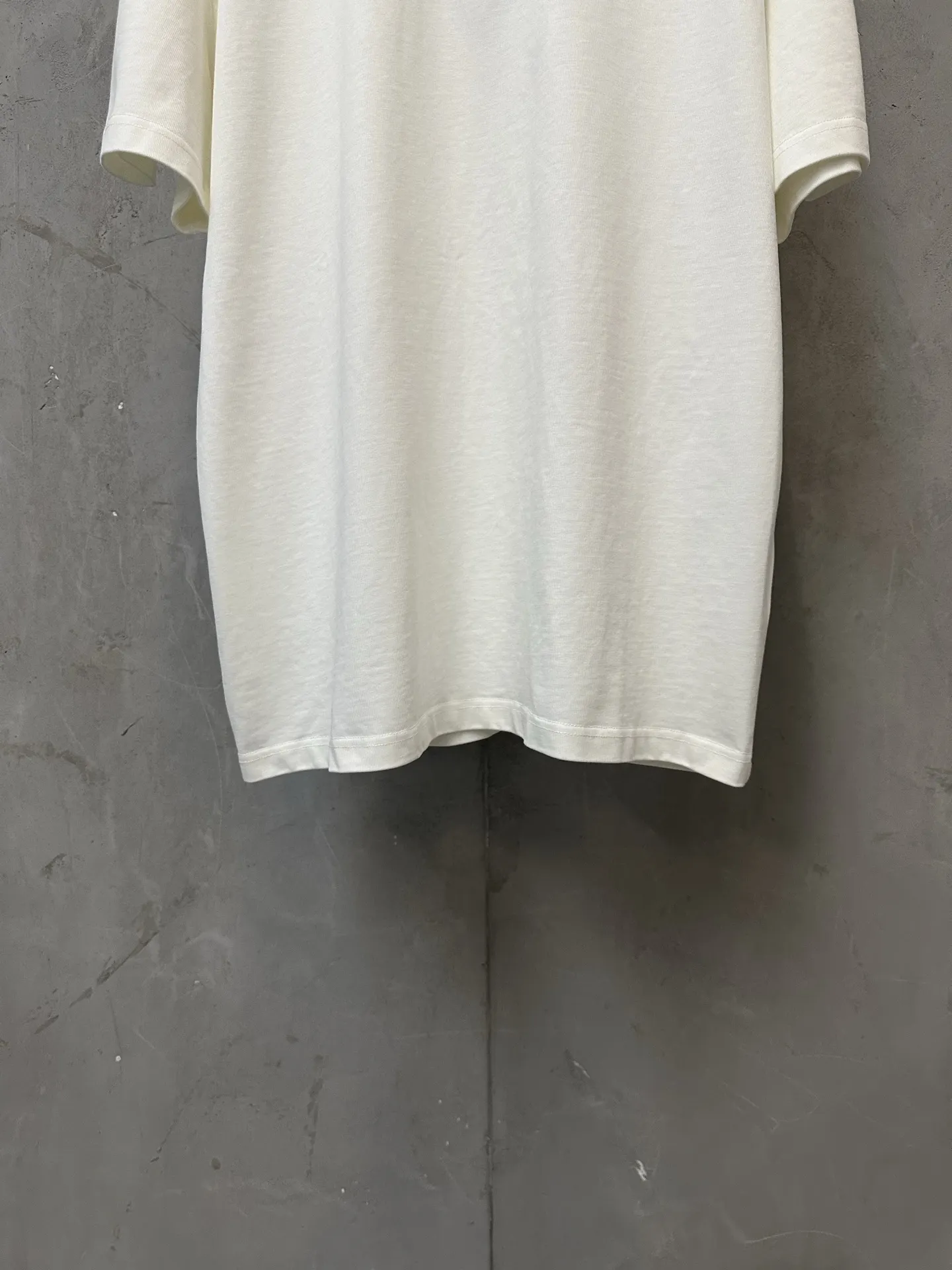 FF Logo Embroidered Heavyweight Cotton T-Shirt D19011167 — view 4