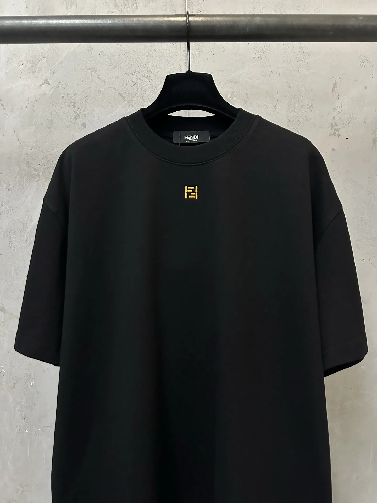 FF Logo Embroidered Heavyweight Cotton T-Shirt D19011166 — view 3