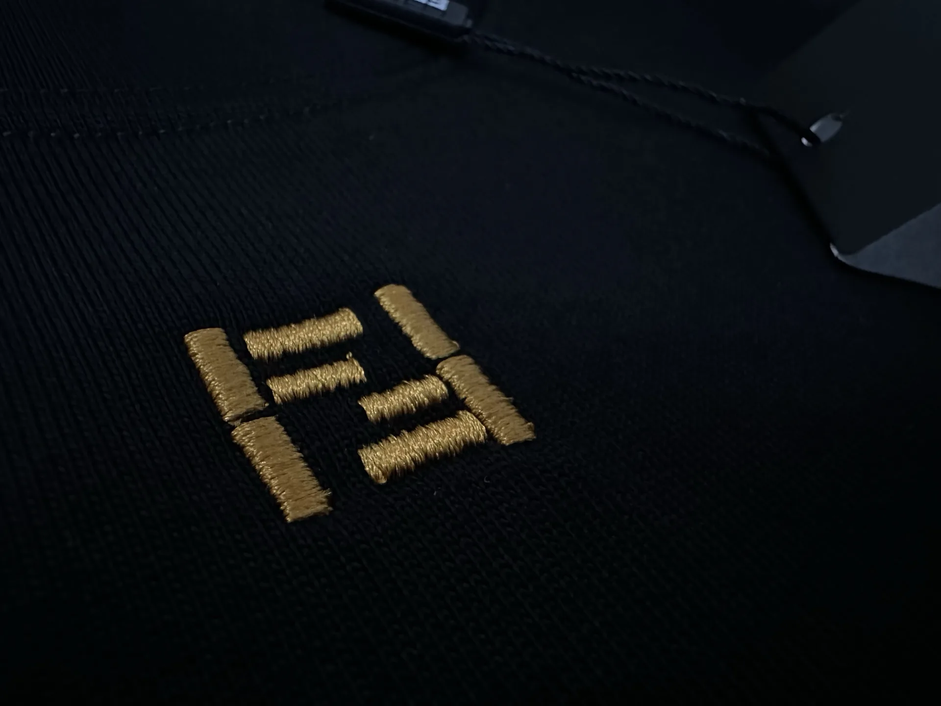 FF Logo Embroidered Heavyweight Cotton T-Shirt D19011166 — view 8