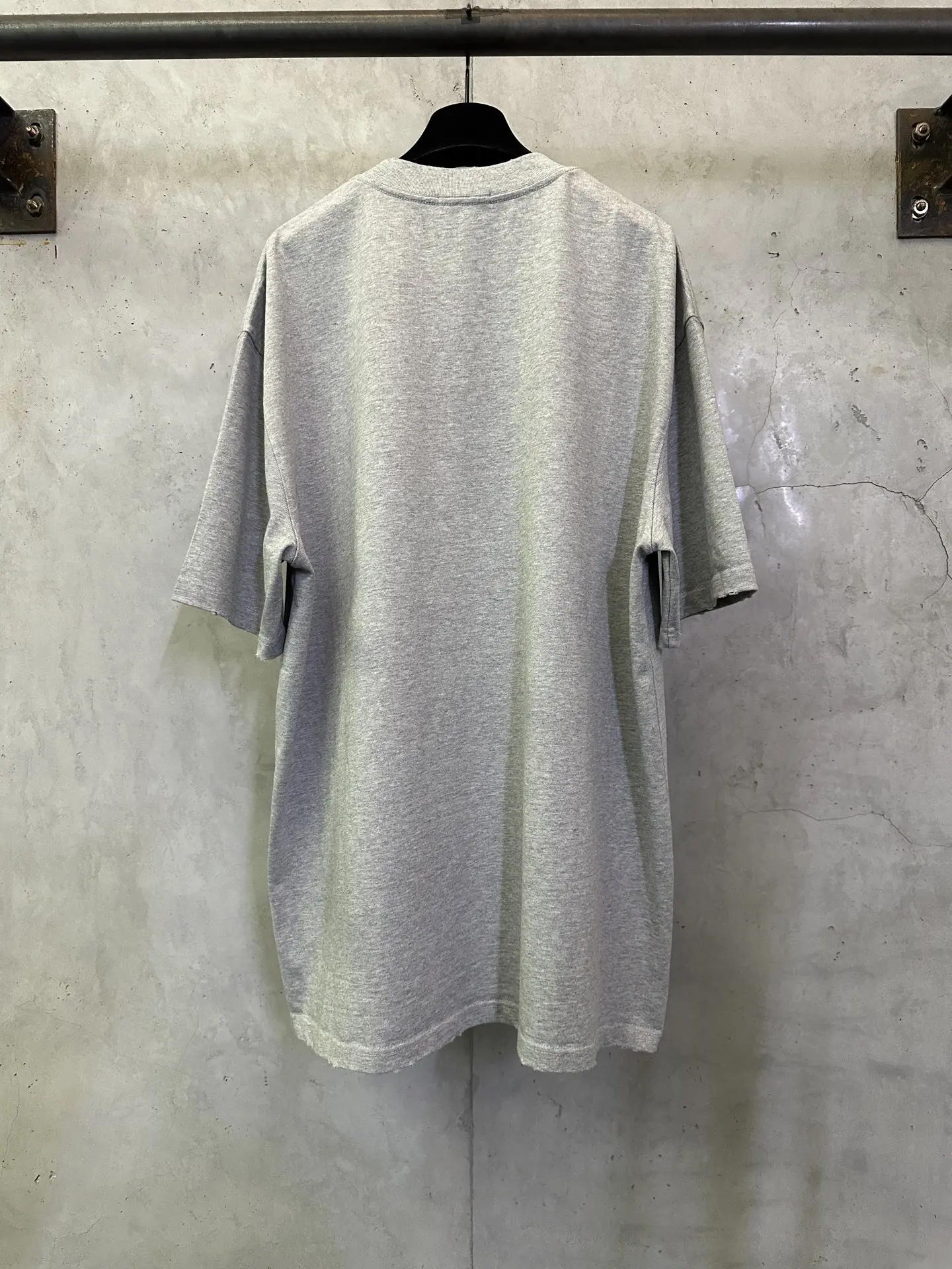 Dior Montaigne Logo Heavyweight Cotton T-Shirt D19011213 — view 2