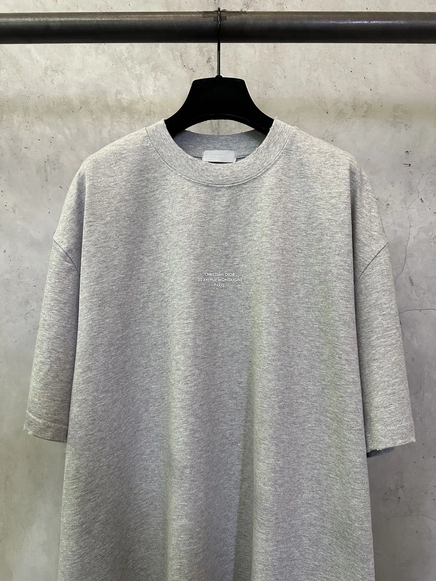 Dior Montaigne Logo Heavyweight Cotton T-Shirt D19011213 — view 3