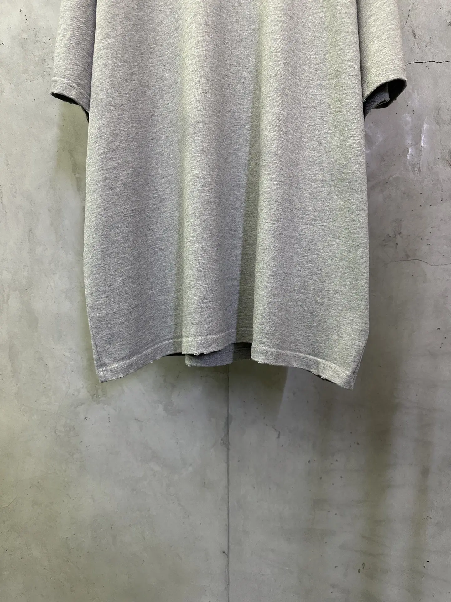 Dior Montaigne Logo Heavyweight Cotton T-Shirt D19011213 — view 4