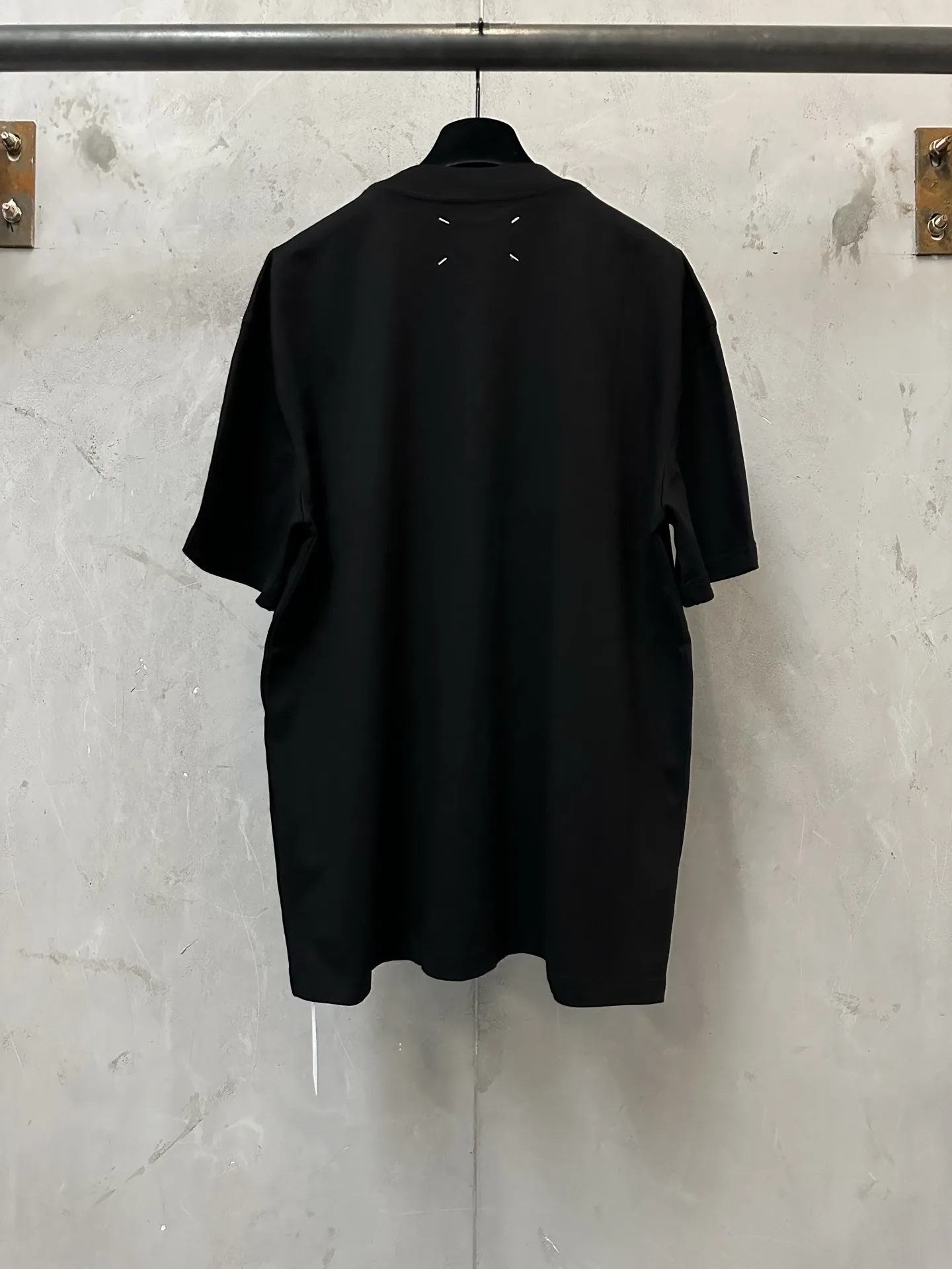 MM6 Maison Margiela Logo Embroidered Heavyweight T-Shirt D19011164 — view 2