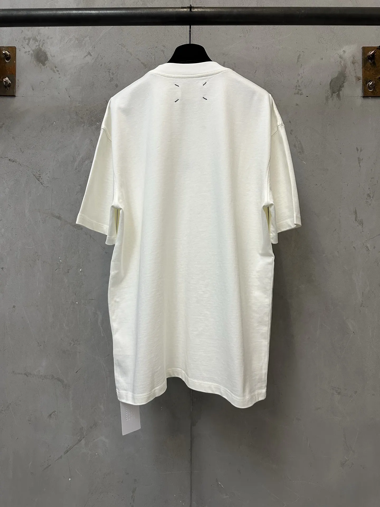 MM6 Maison Margiela Logo Embroidered Heavyweight T-Shirt D19011163 — view 2